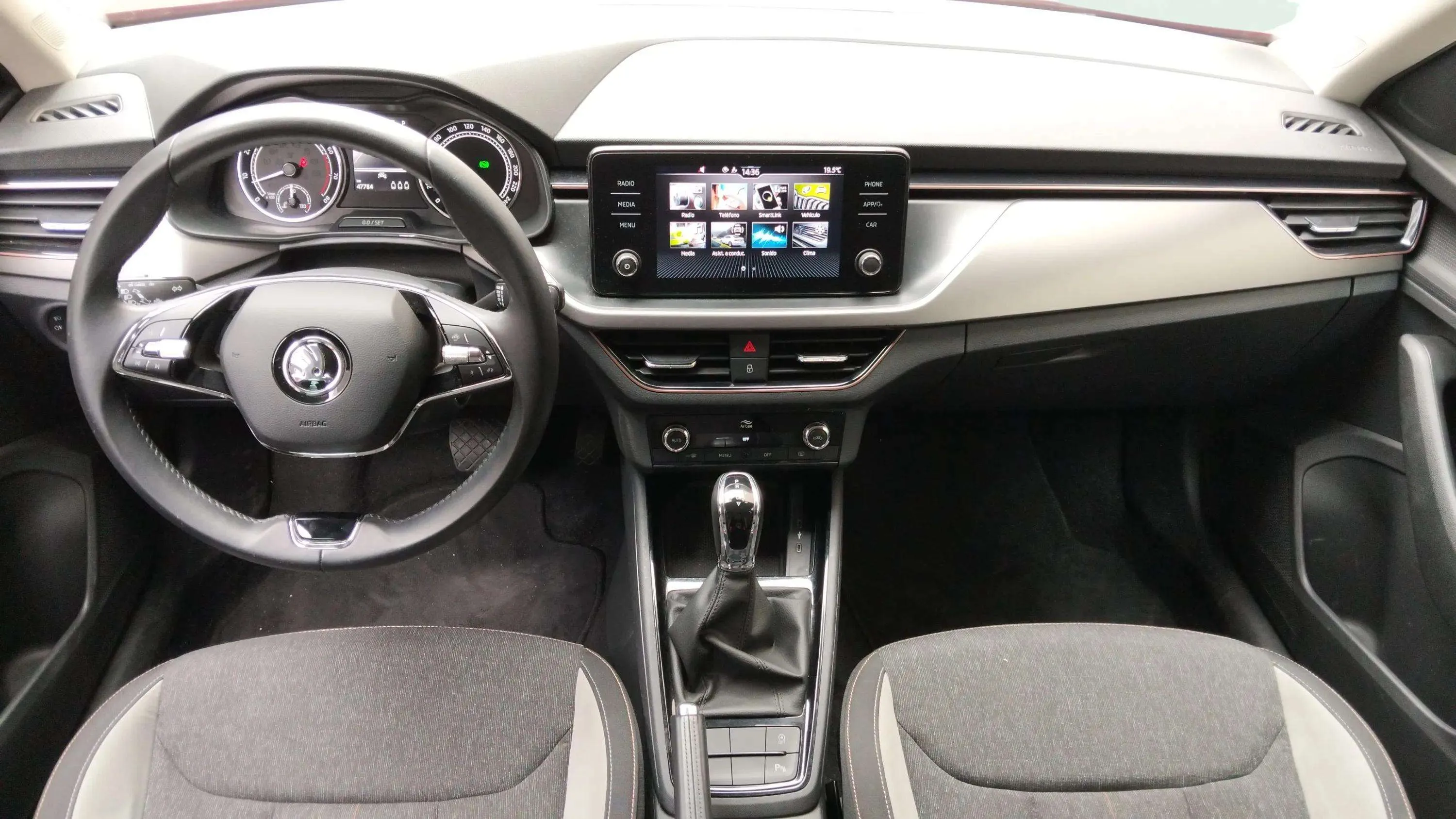 Škoda Kamiq 1.0 TSI DSG Ambition - foto 11