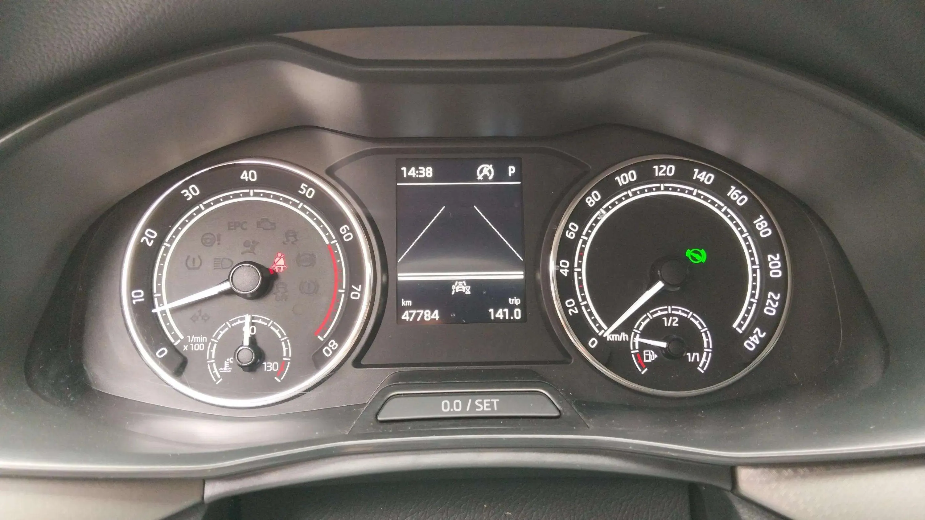 Škoda Kamiq 1.0 TSI DSG Ambition - foto 16