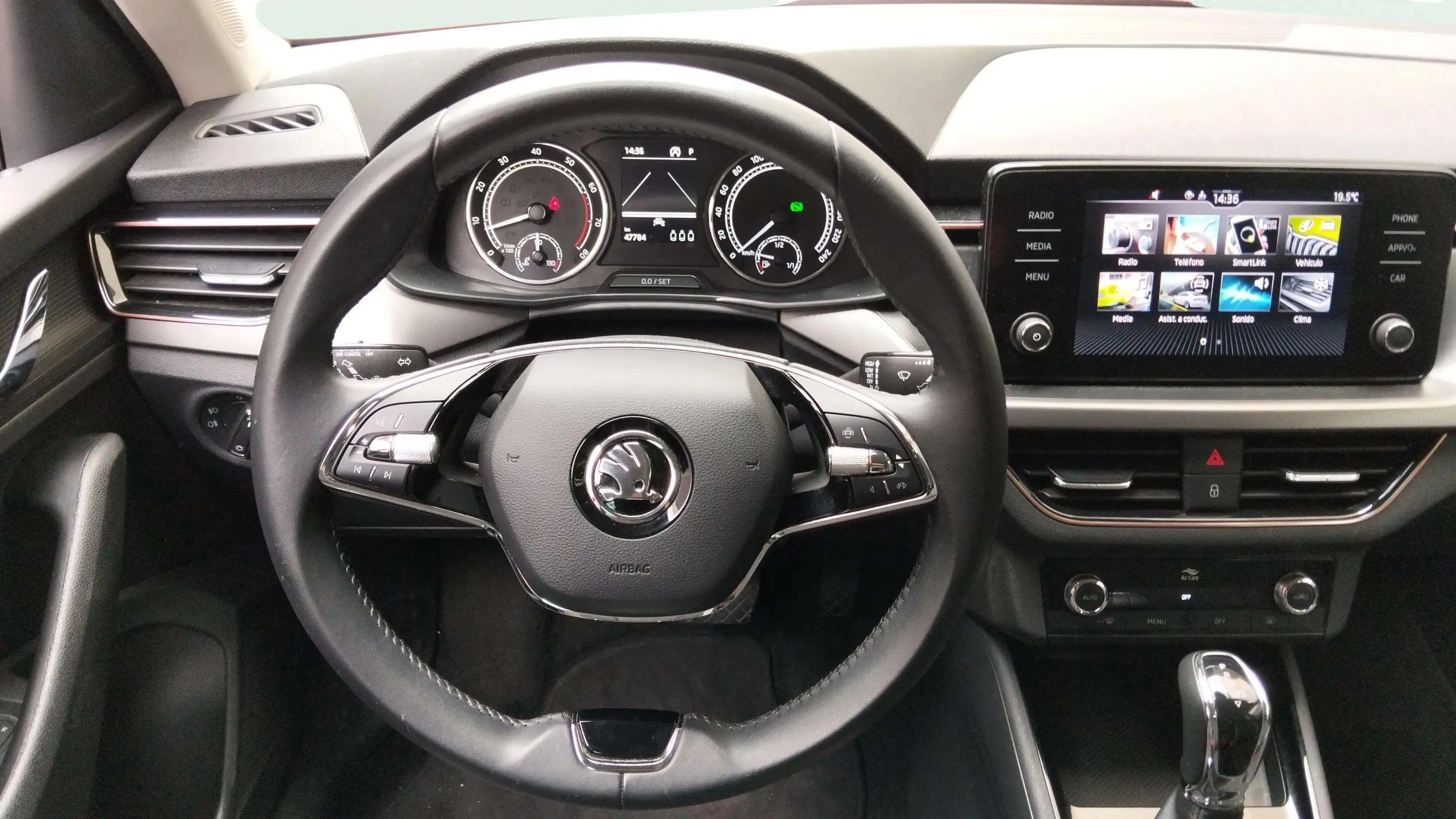 Škoda Kamiq 1.0 TSI DSG Ambition - foto 14