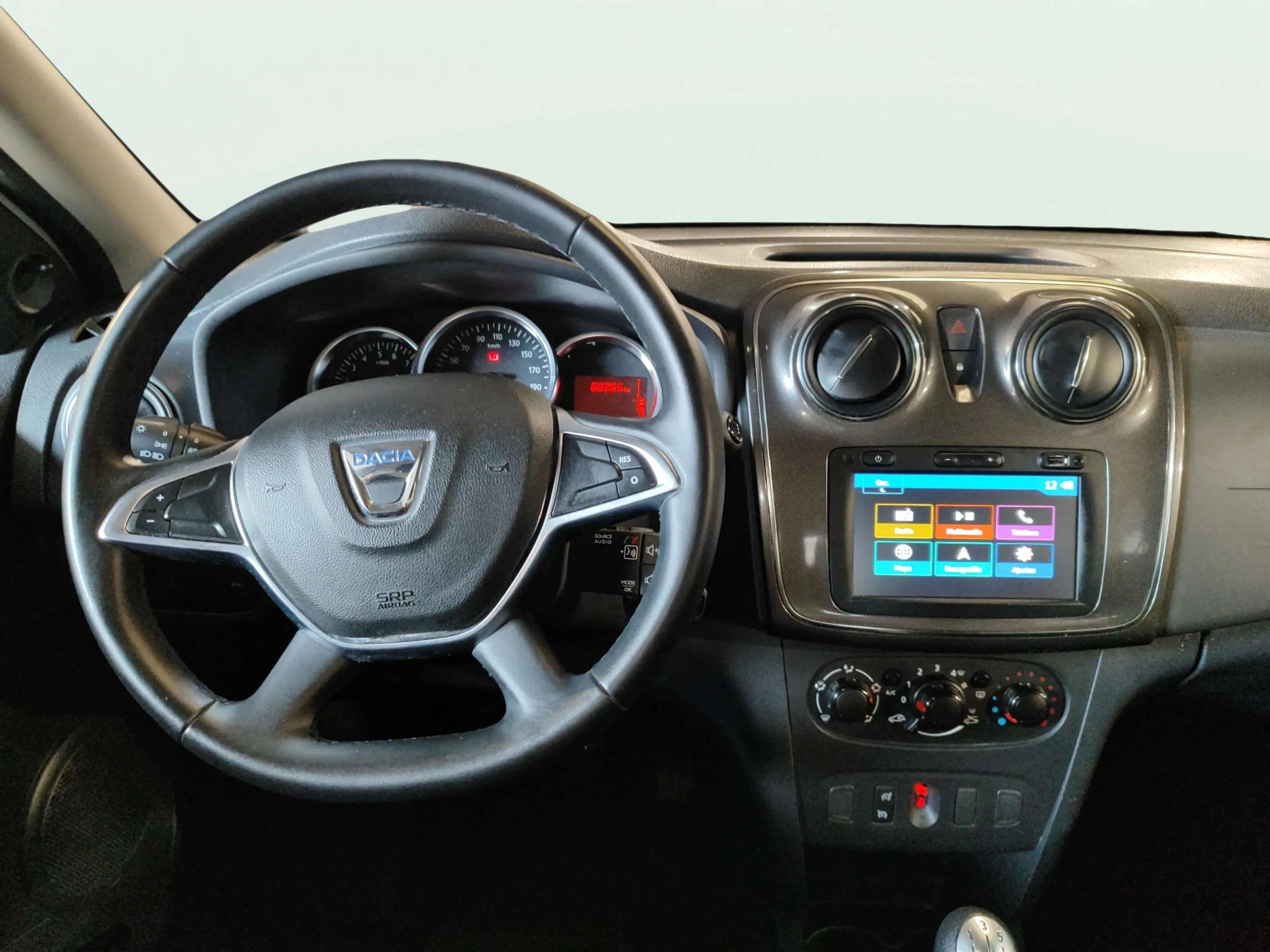 Dacia Sandero Essential TCe - foto 9