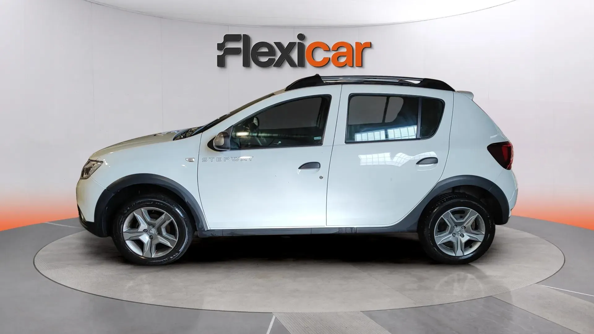 Dacia Sandero Essential TCe - foto 4