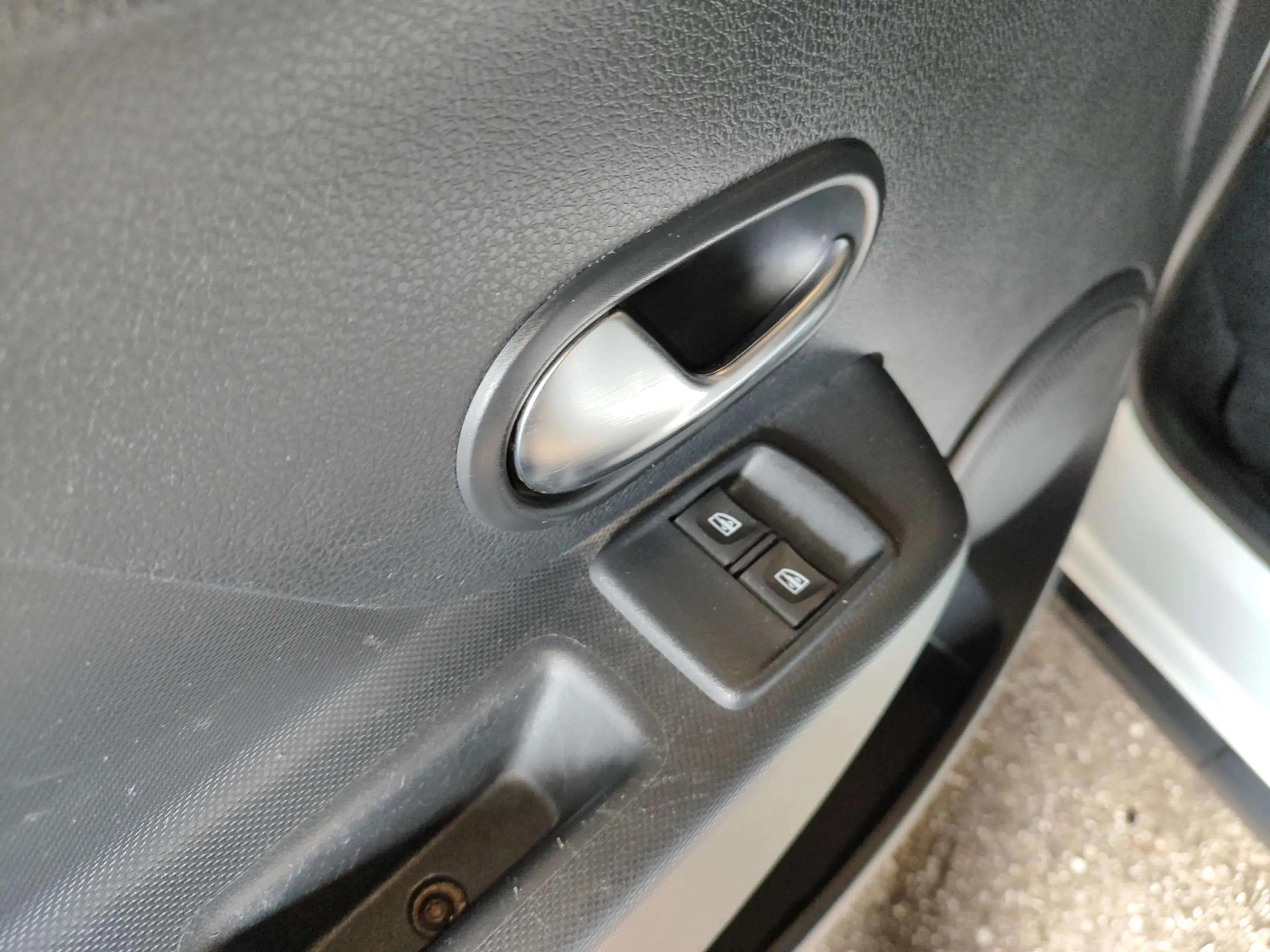 Dacia Sandero Essential TCe - foto 18