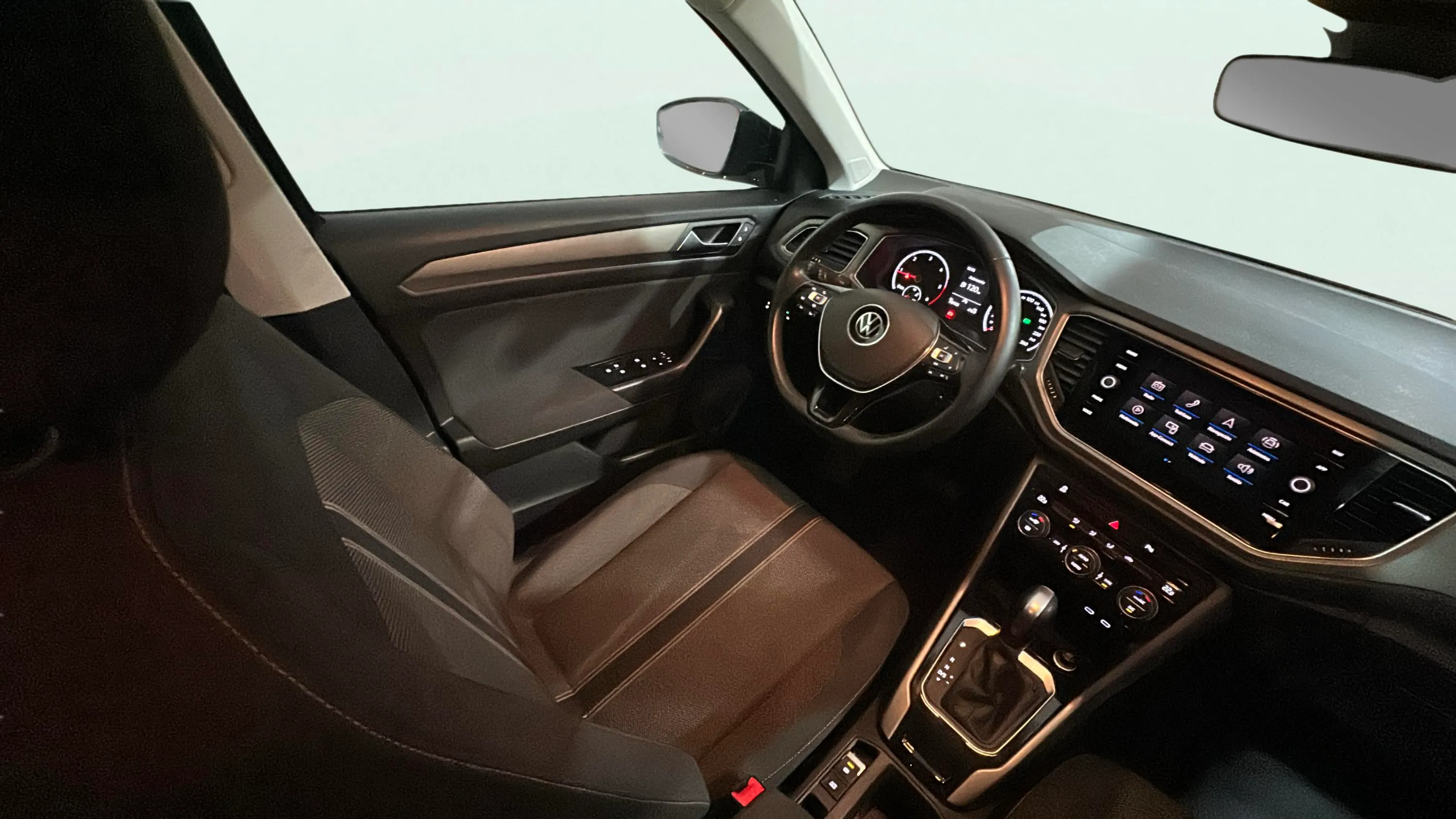 Volkswagen T-Roc Advance 2.0 TDI DSG - foto 9