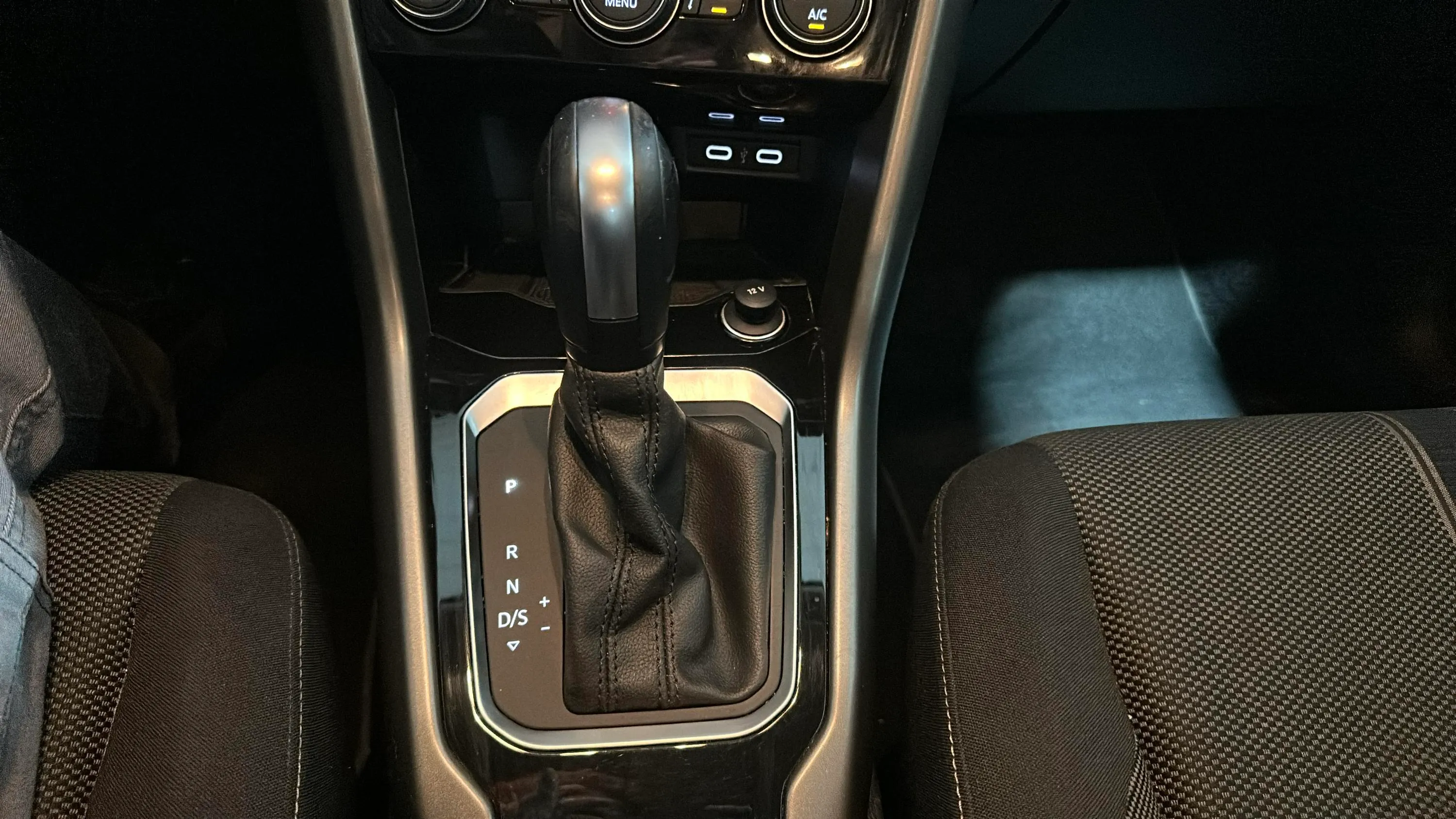 Volkswagen T-Roc Advance 2.0 TDI DSG - foto 17