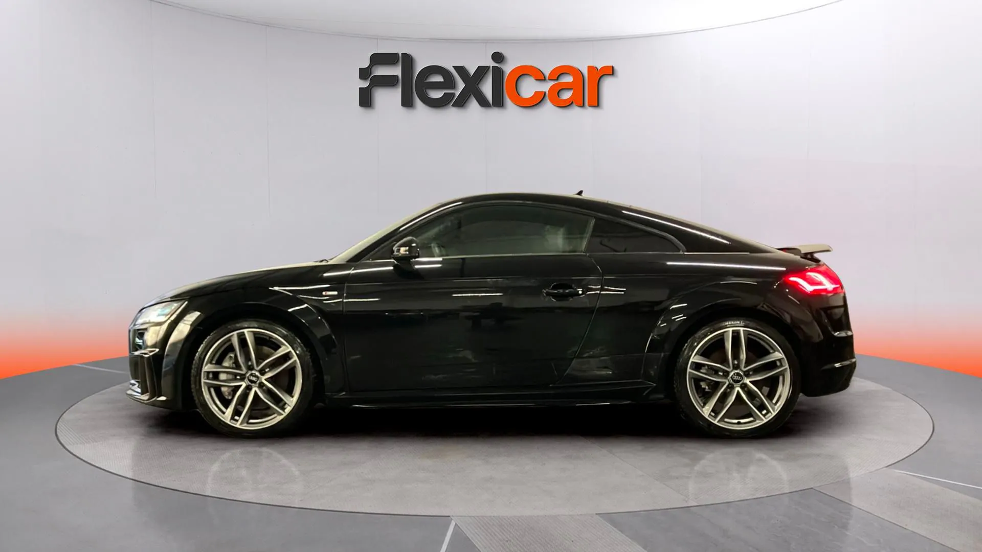 Audi TT 45 TFSI Black Line quattro Coupé - foto 5