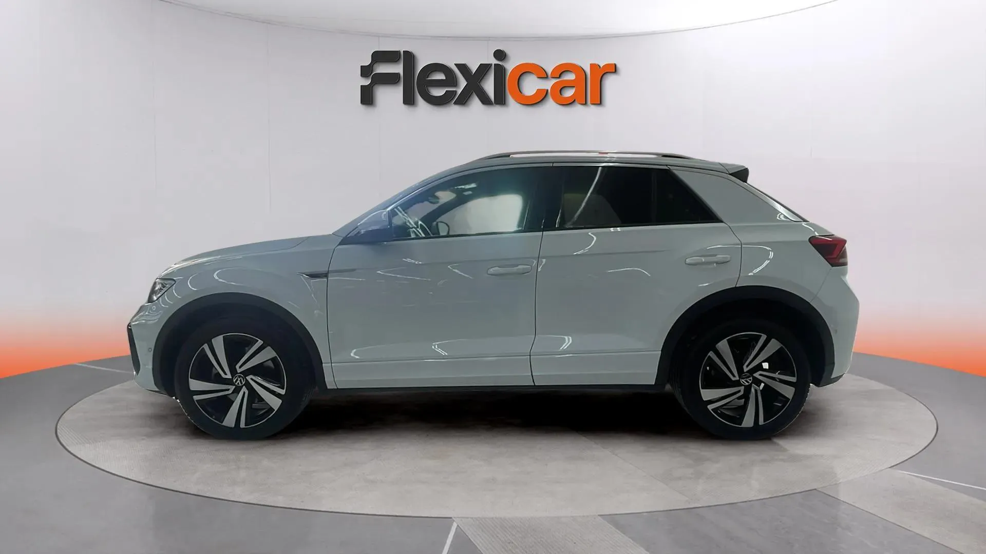 Volkswagen T-Roc R-Line 2.0 TDI DSG - foto 5