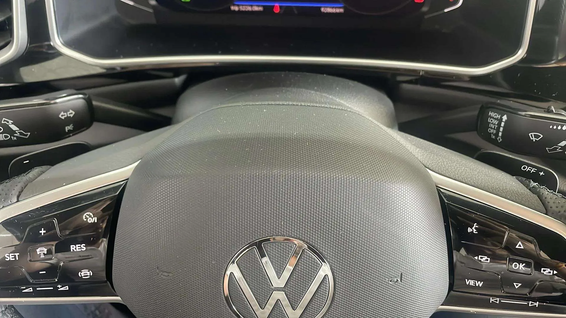 Volkswagen T-Roc R-Line 2.0 TDI DSG - foto 27