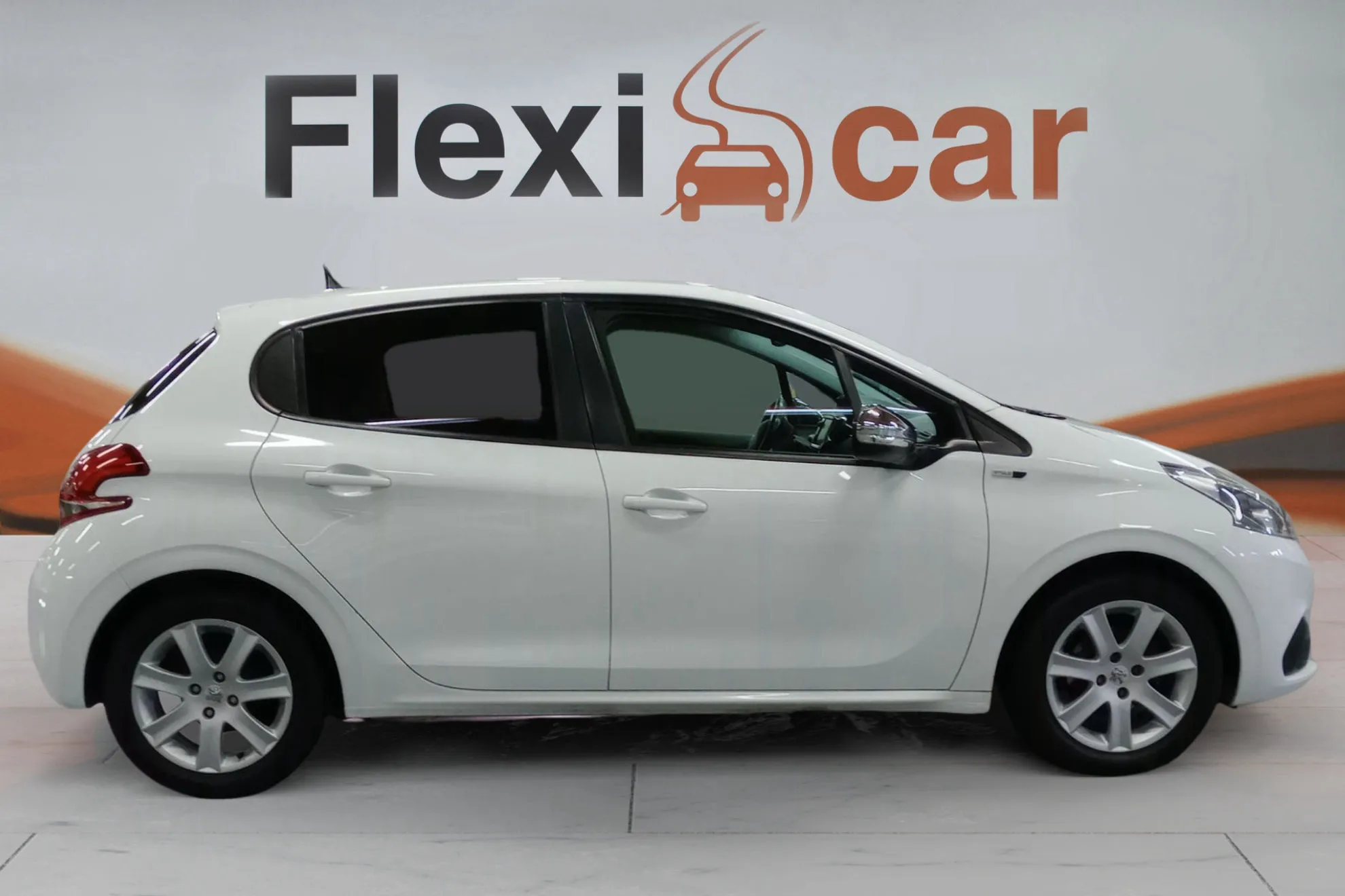 Peugeot 208 Allure 1.2L PureTech 82 - foto 6