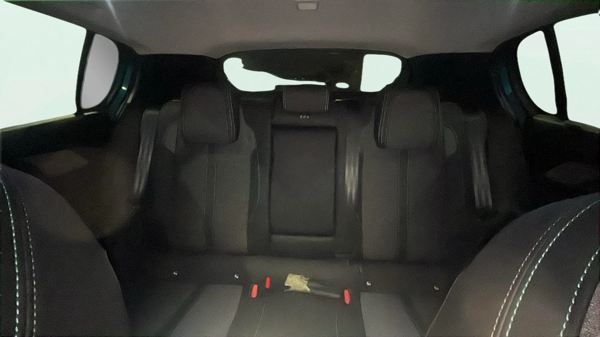 Peugeot 308 Allure BlueHDi 130 EAT8 - foto 15