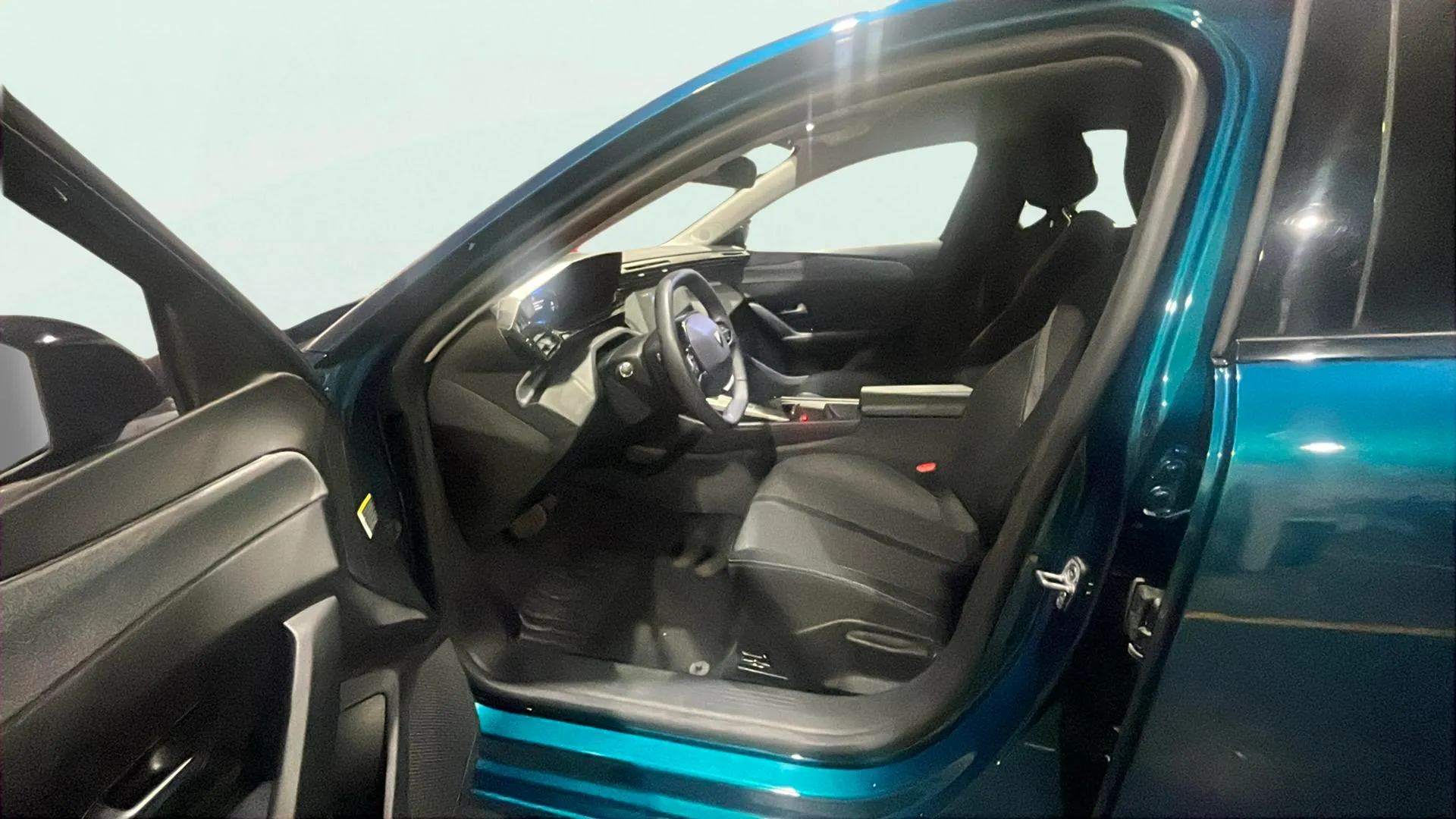 Peugeot 308 Allure BlueHDi 130 EAT8 - foto 13