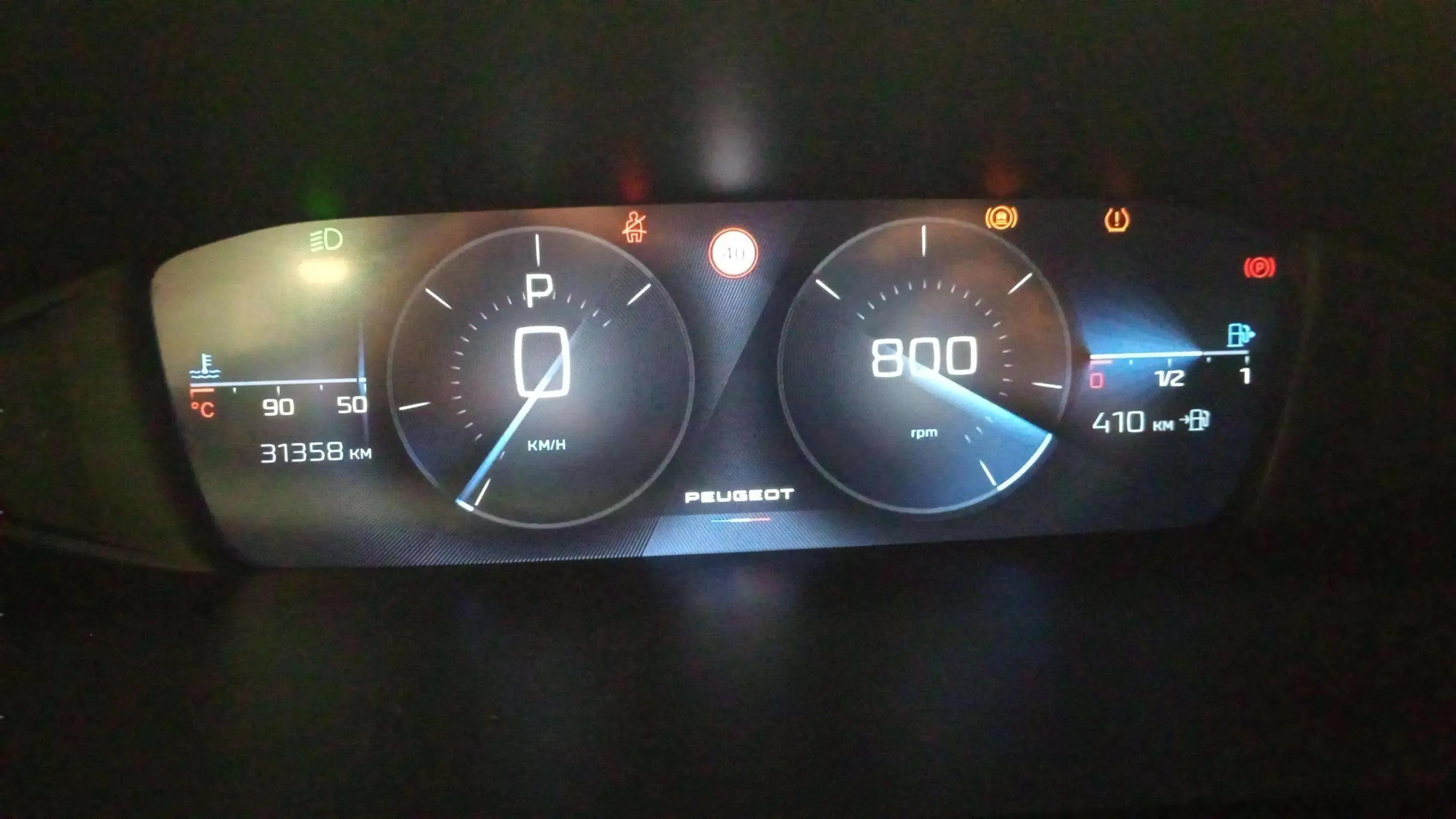 Peugeot 308 Allure BlueHDi 130 EAT8 - foto 12