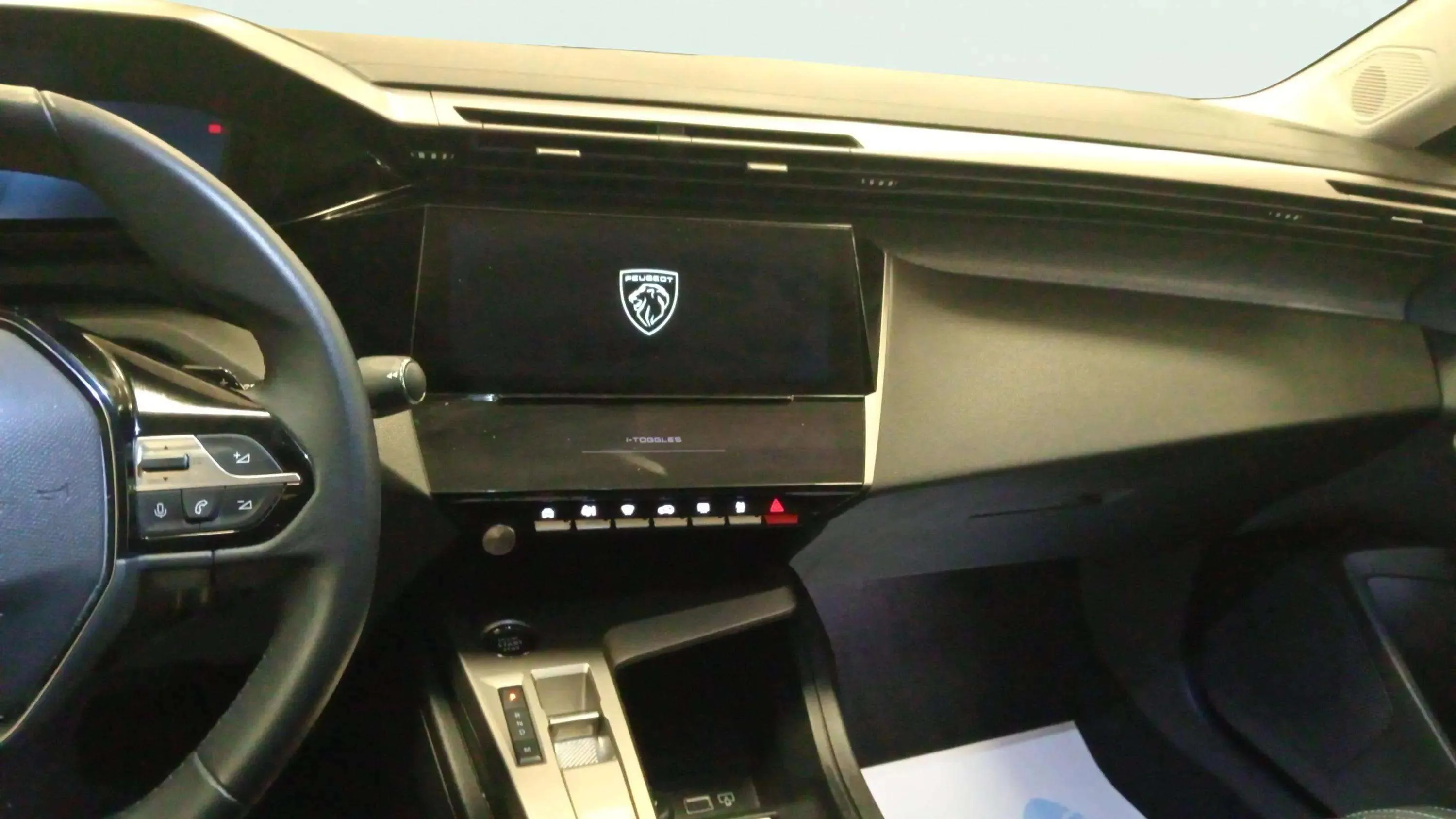 Peugeot 308 Allure BlueHDi 130 EAT8 - foto 10