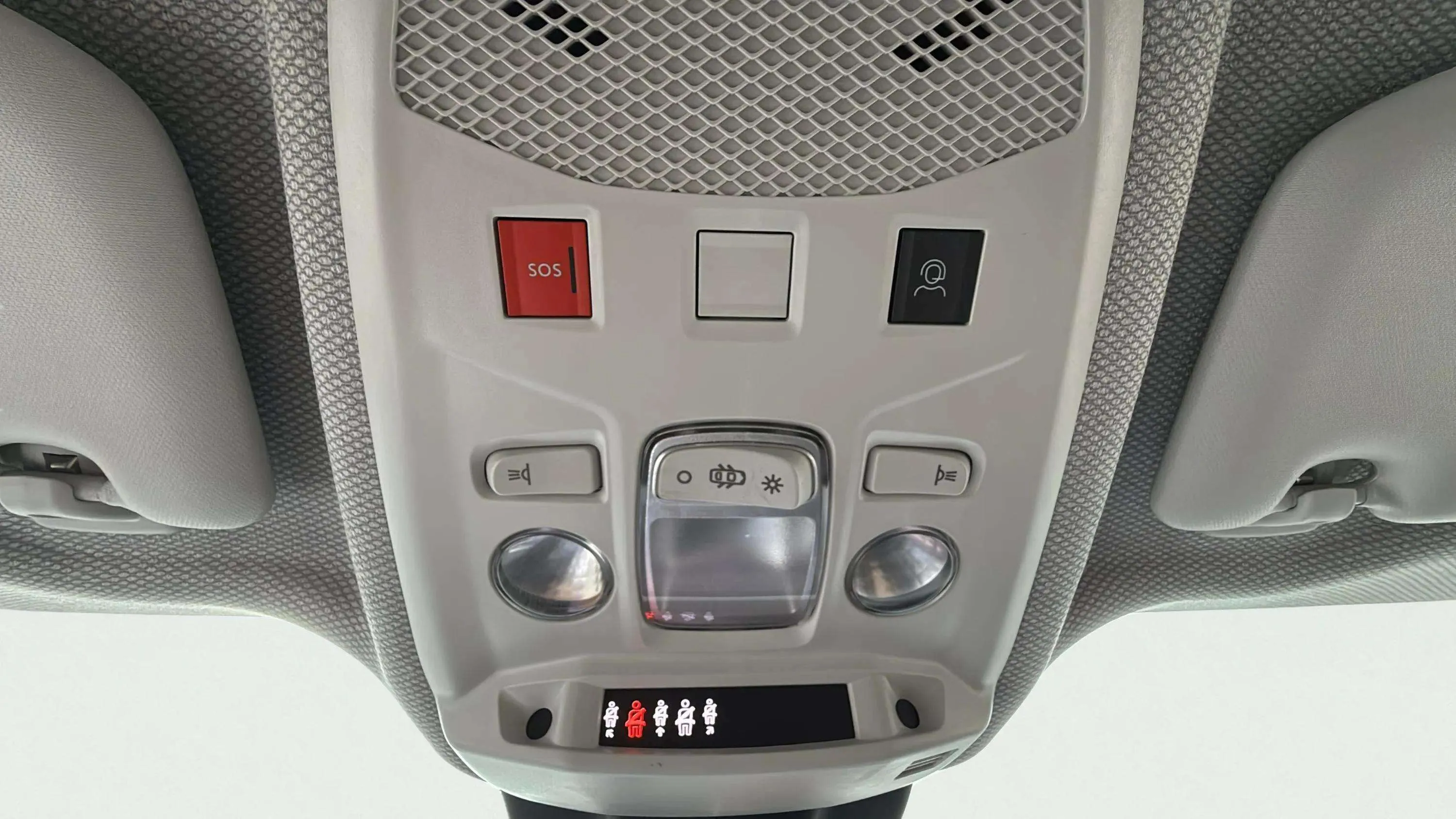 Jeep Avenger 1.2 G Altitude - foto 24