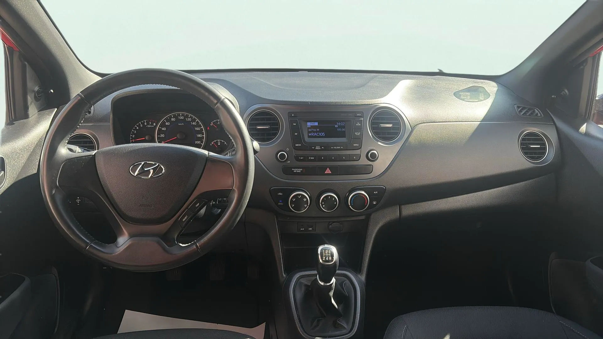 Hyundai i10 1.0 Klass - foto 8