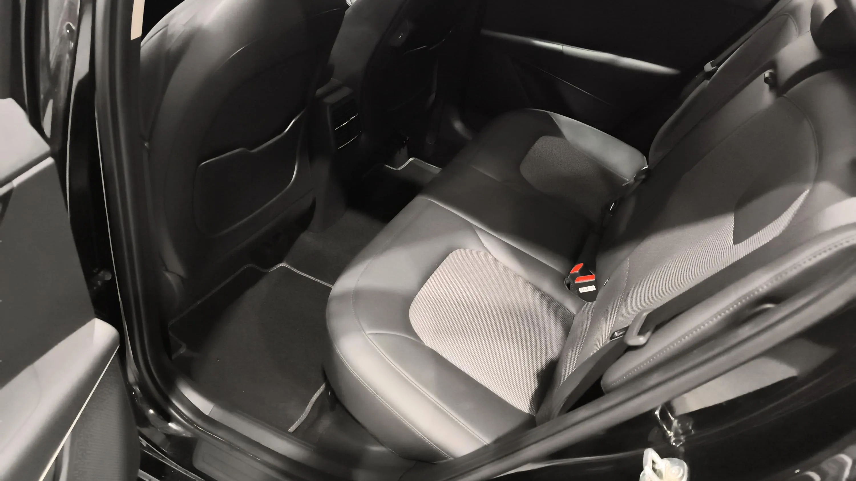 Kia Niro 1.6 GDi HEV Drive - foto 20