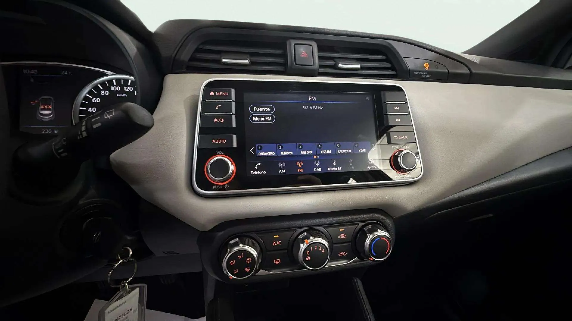 Nissan Micra IG-T E6D-F Acenta Sprint - foto 10