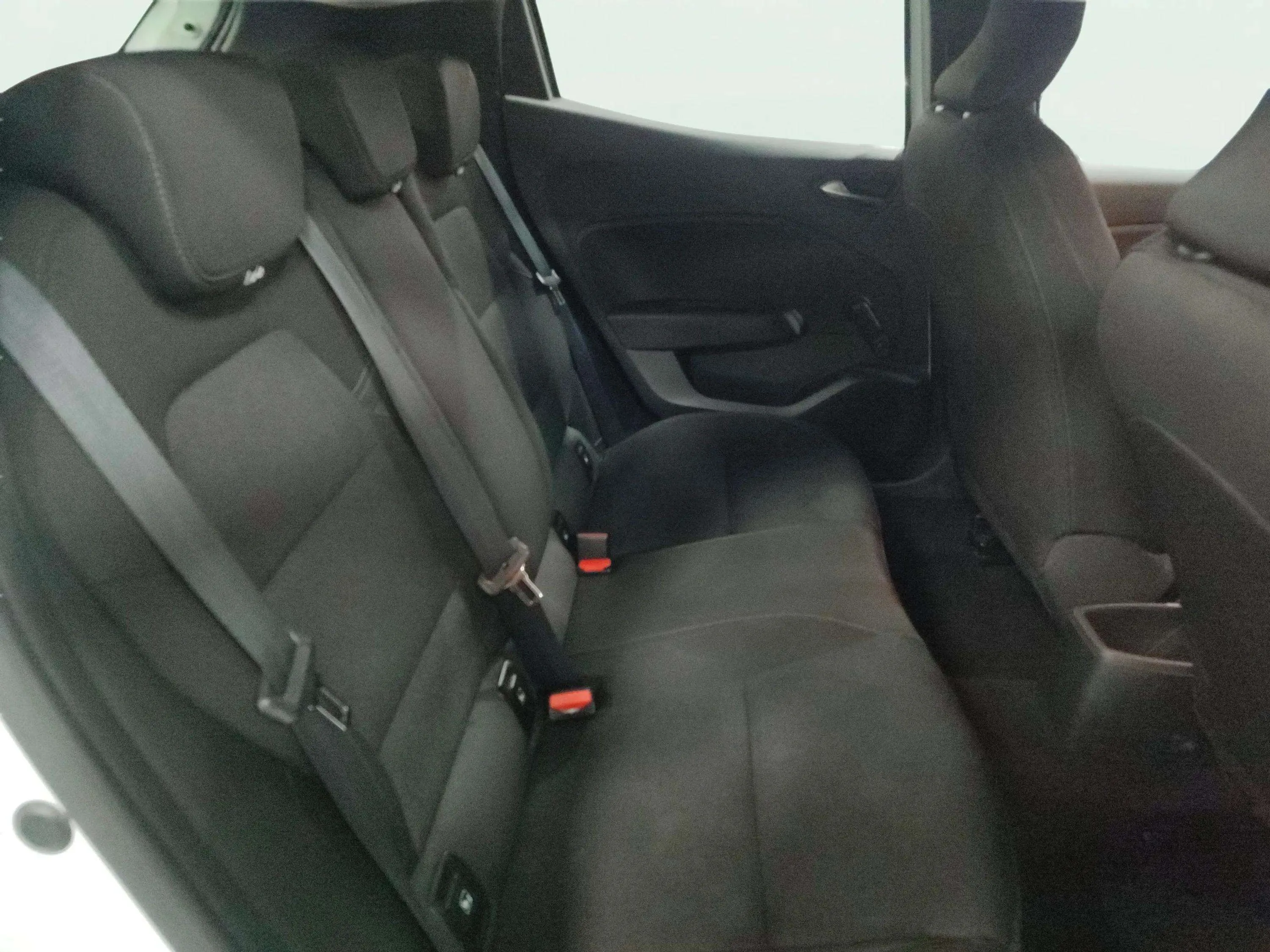 Renault Clio Equilibre TCe - foto 11