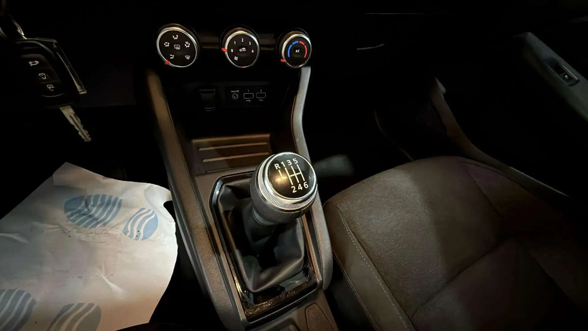 Renault Clio Equilibre TCe - foto 14