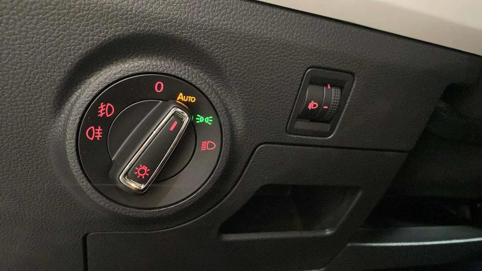 SEAT Arona 1.0 TSI DSG Xcellence Eco - foto 18