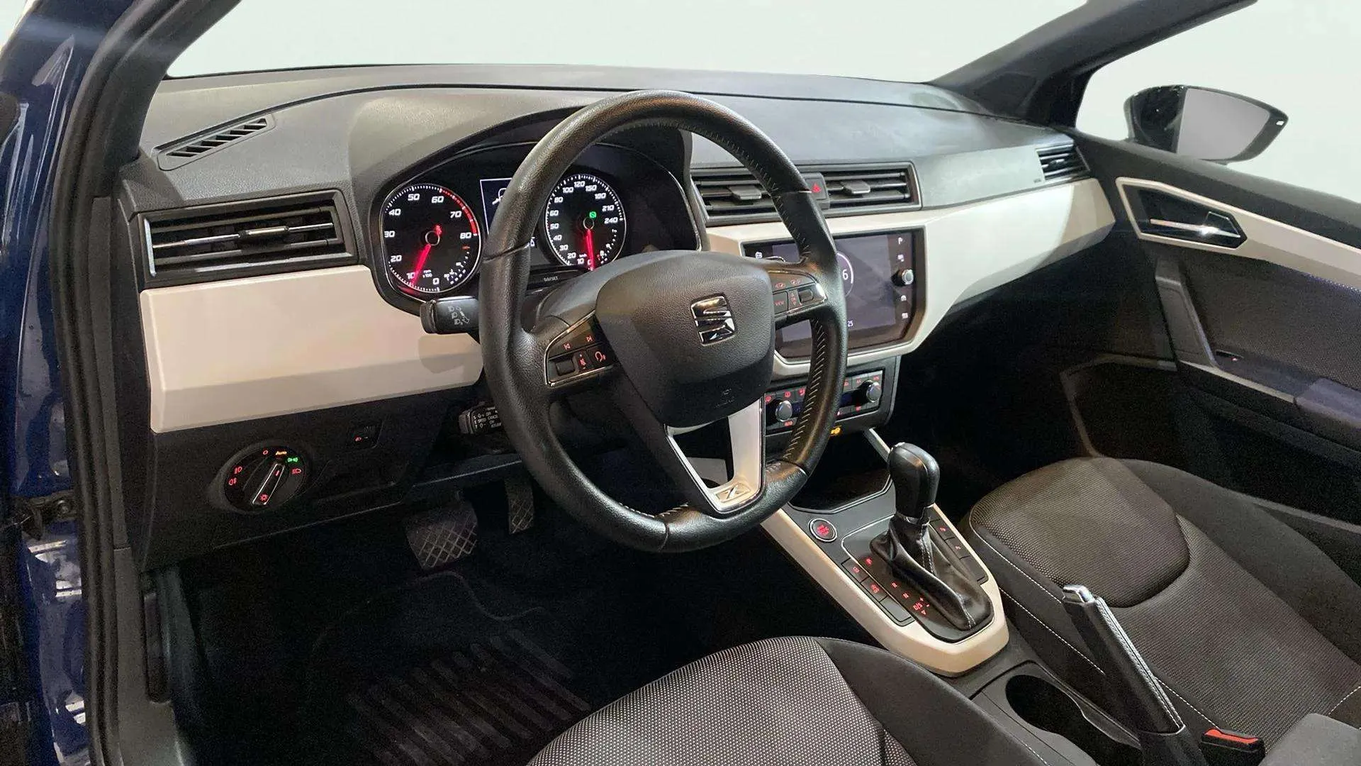 SEAT Arona 1.0 TSI DSG Xcellence Eco - foto 10