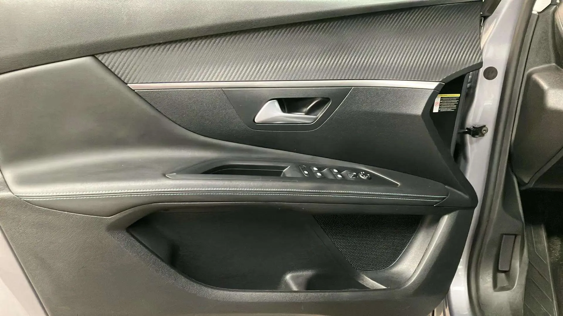 Peugeot 3008 1.2 PureTech Allure Pack - foto 11