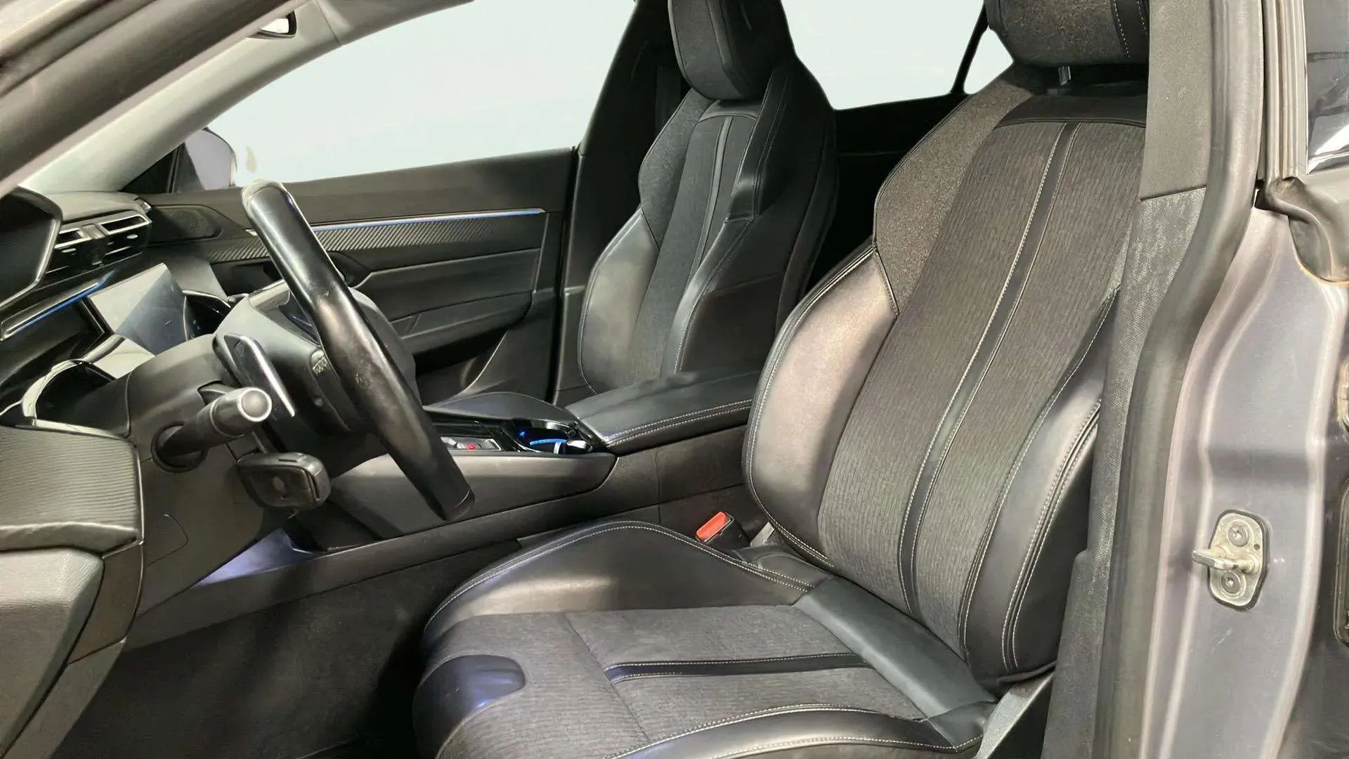 Peugeot 508 Active BlueHDi (130) EAT8 - foto 9