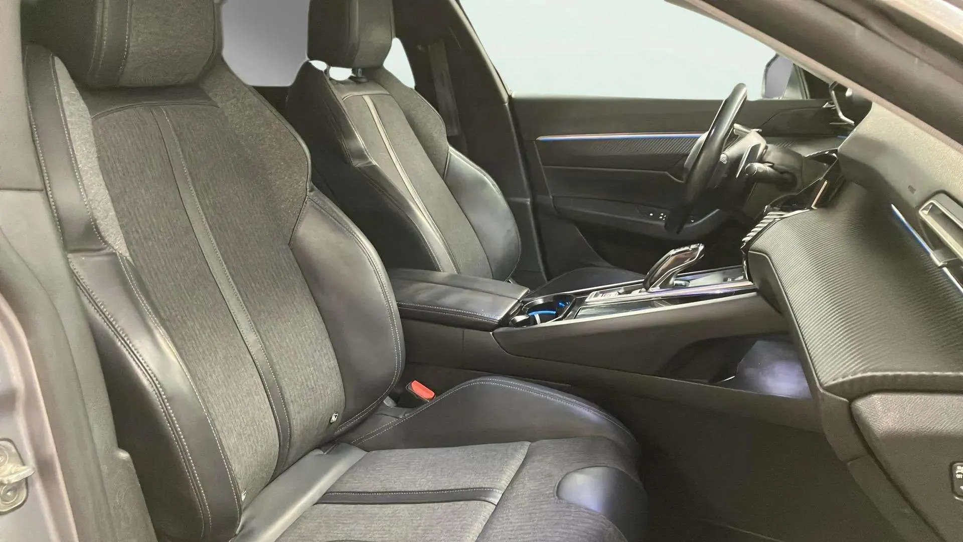 Peugeot 508 Active BlueHDi (130) EAT8 - foto 14