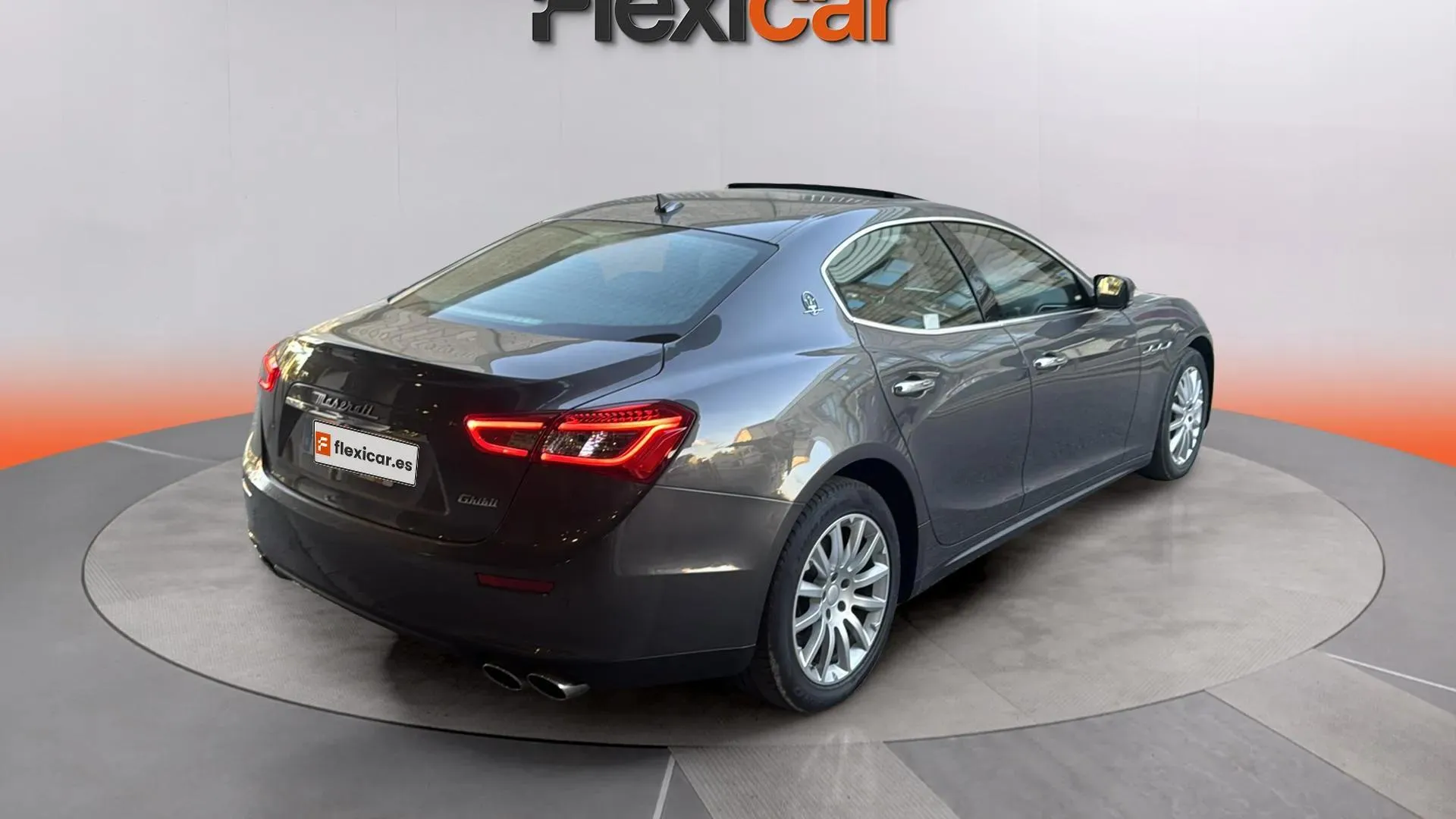 Maserati Ghibli 3.0 V6 DS RWD - foto 30