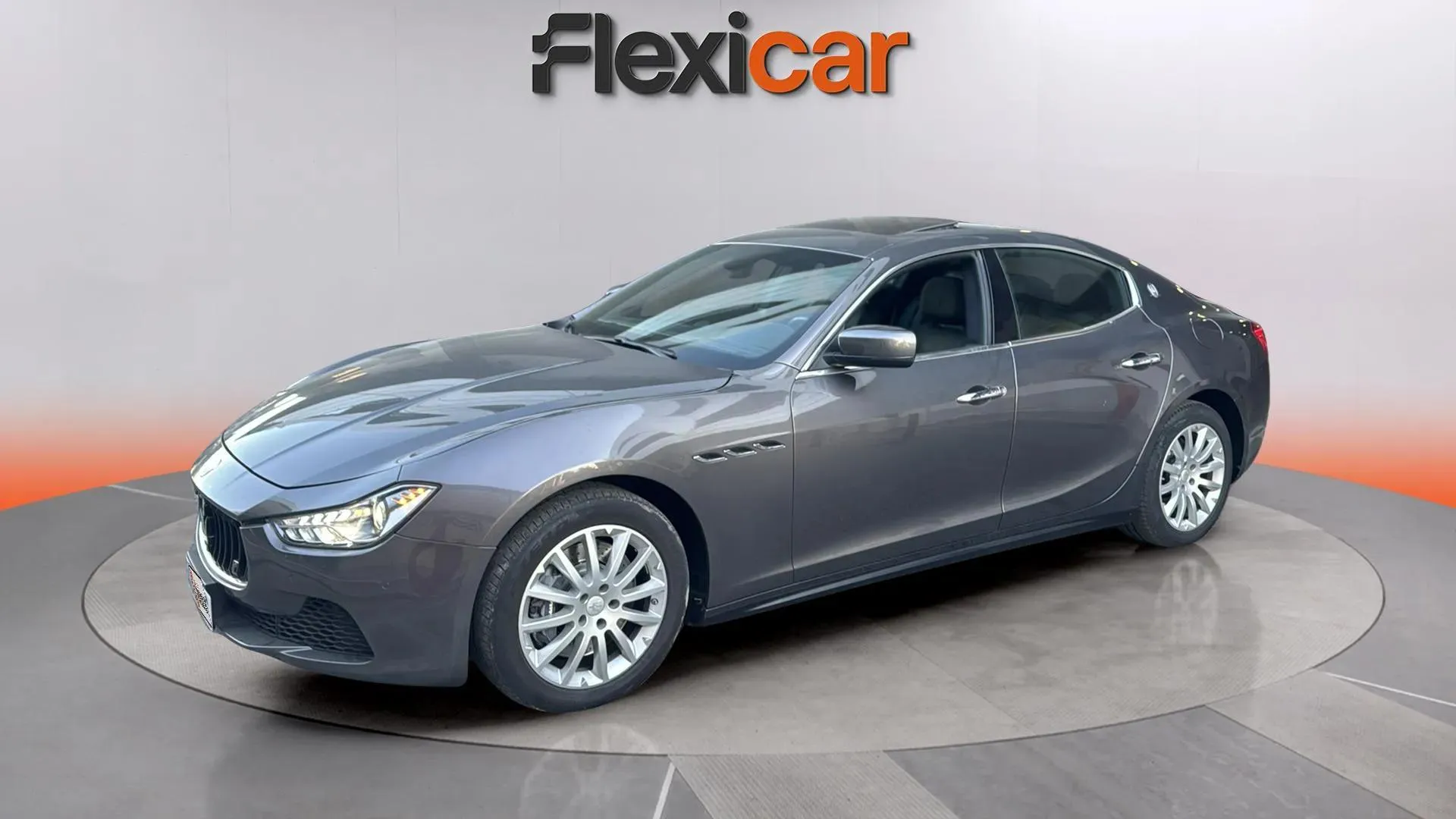 Maserati Ghibli 3.0 V6 DS RWD - foto 11