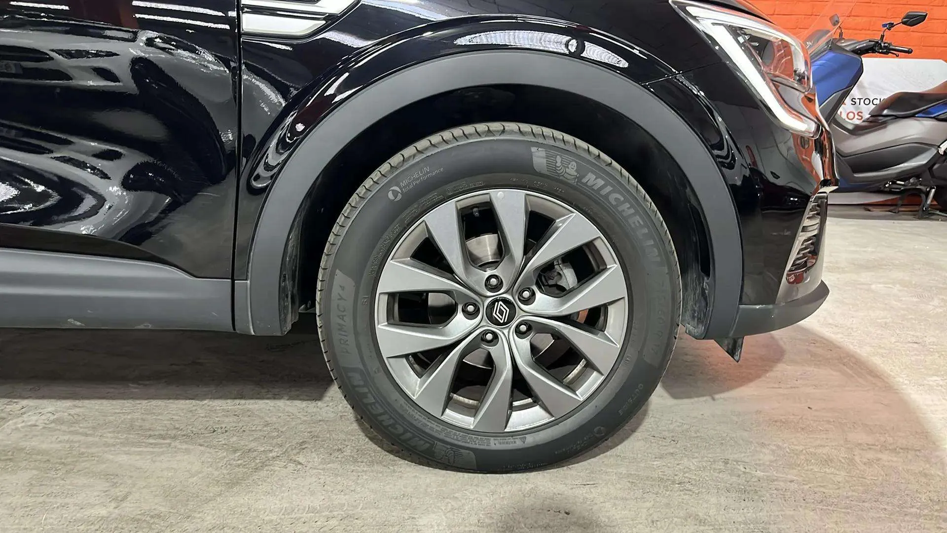 Renault Arkana Evolution TCe EDC mild hybr - foto 16
