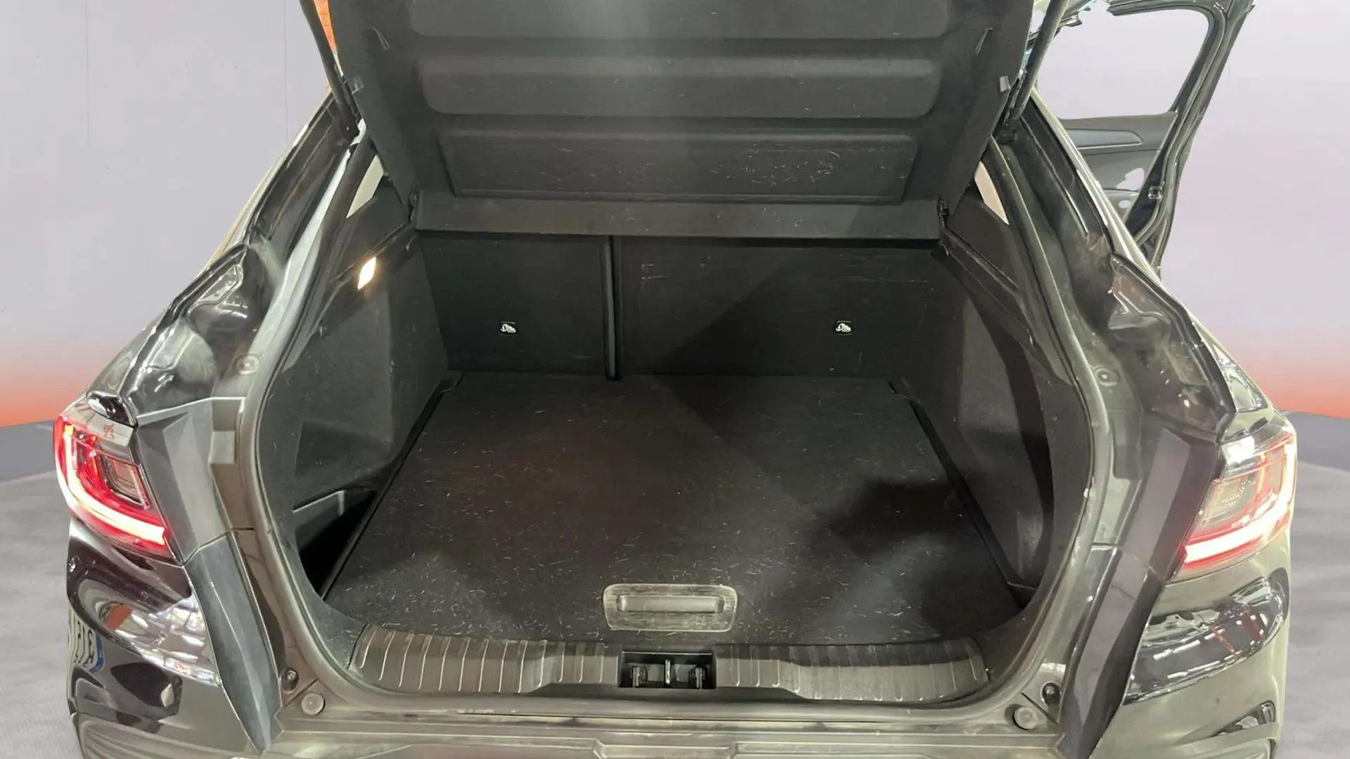 Renault Arkana Evolution TCe EDC mild hybr - foto 15