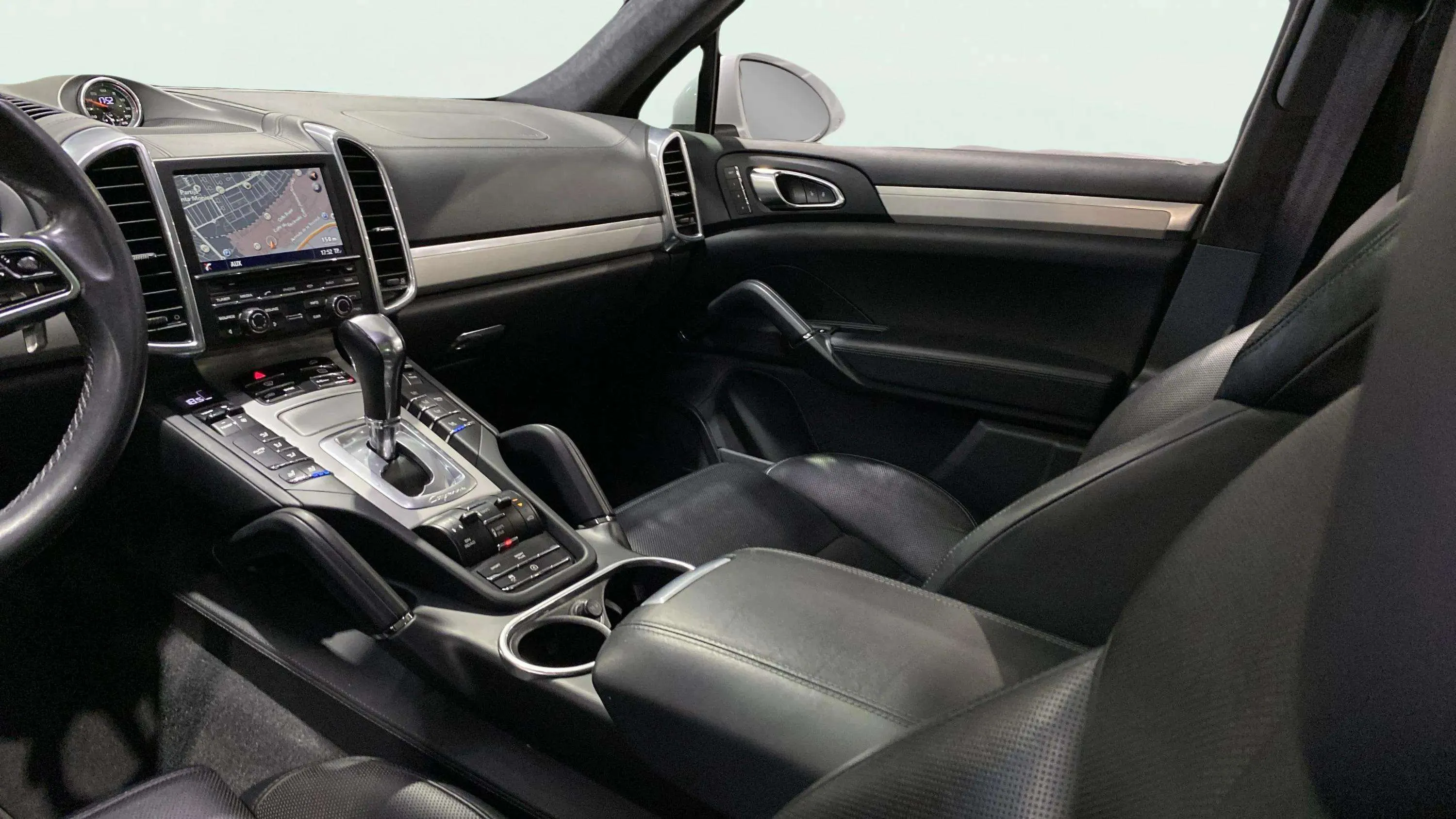 Porsche Cayenne Turbo - foto 37