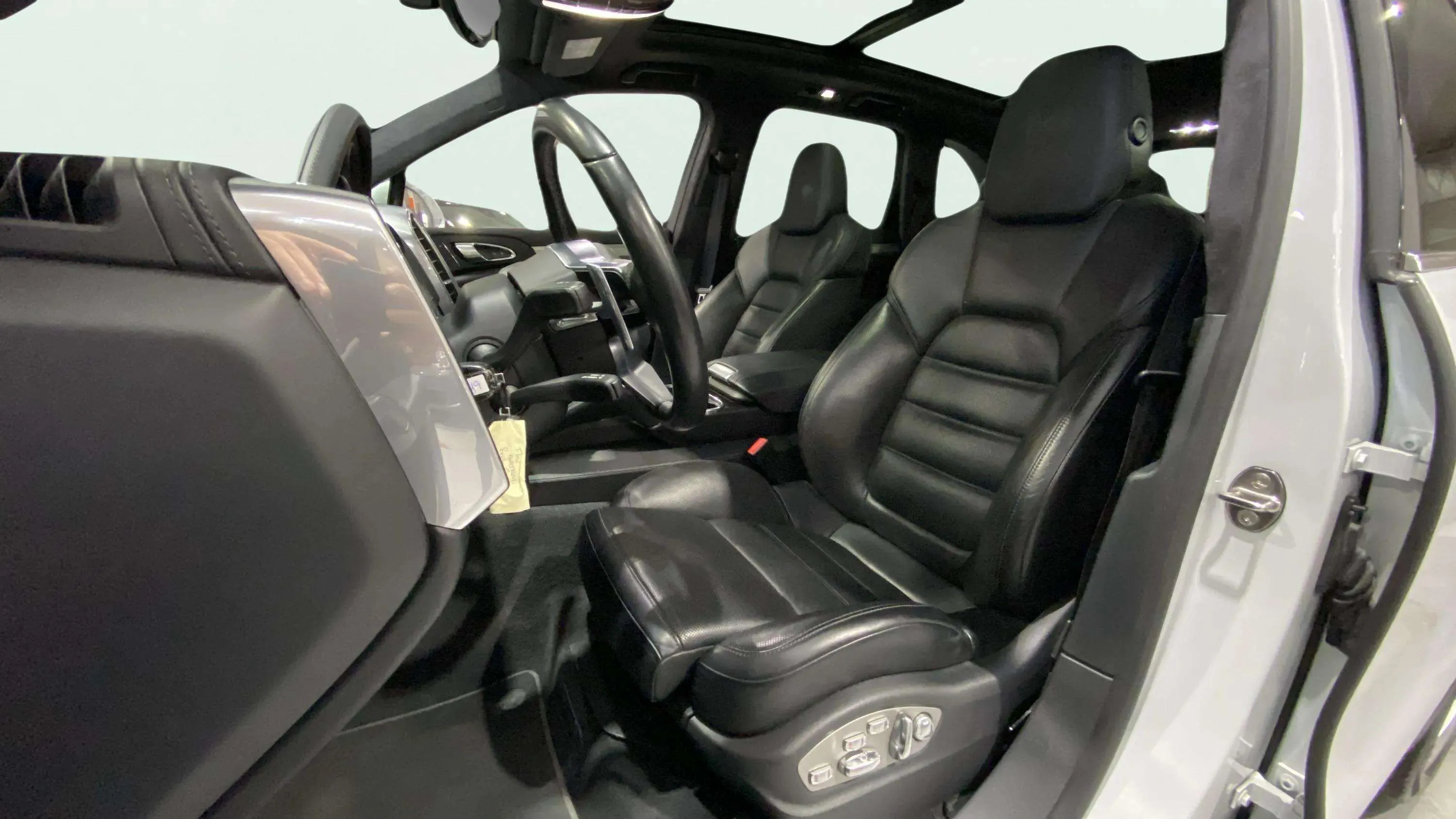 Porsche Cayenne Turbo - foto 11