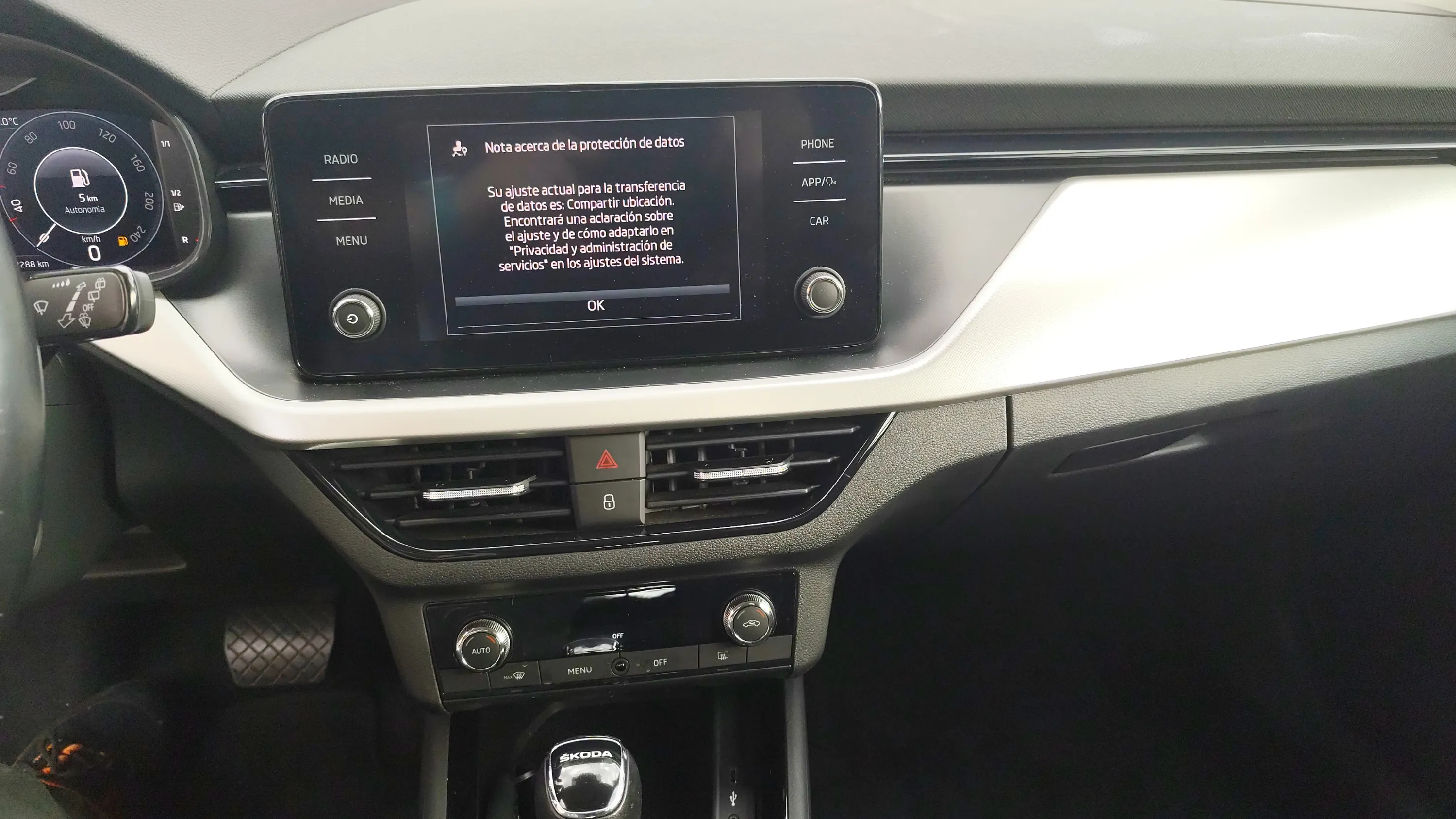 Škoda Kamiq 1.0 TSI DSG Ambition - foto 11