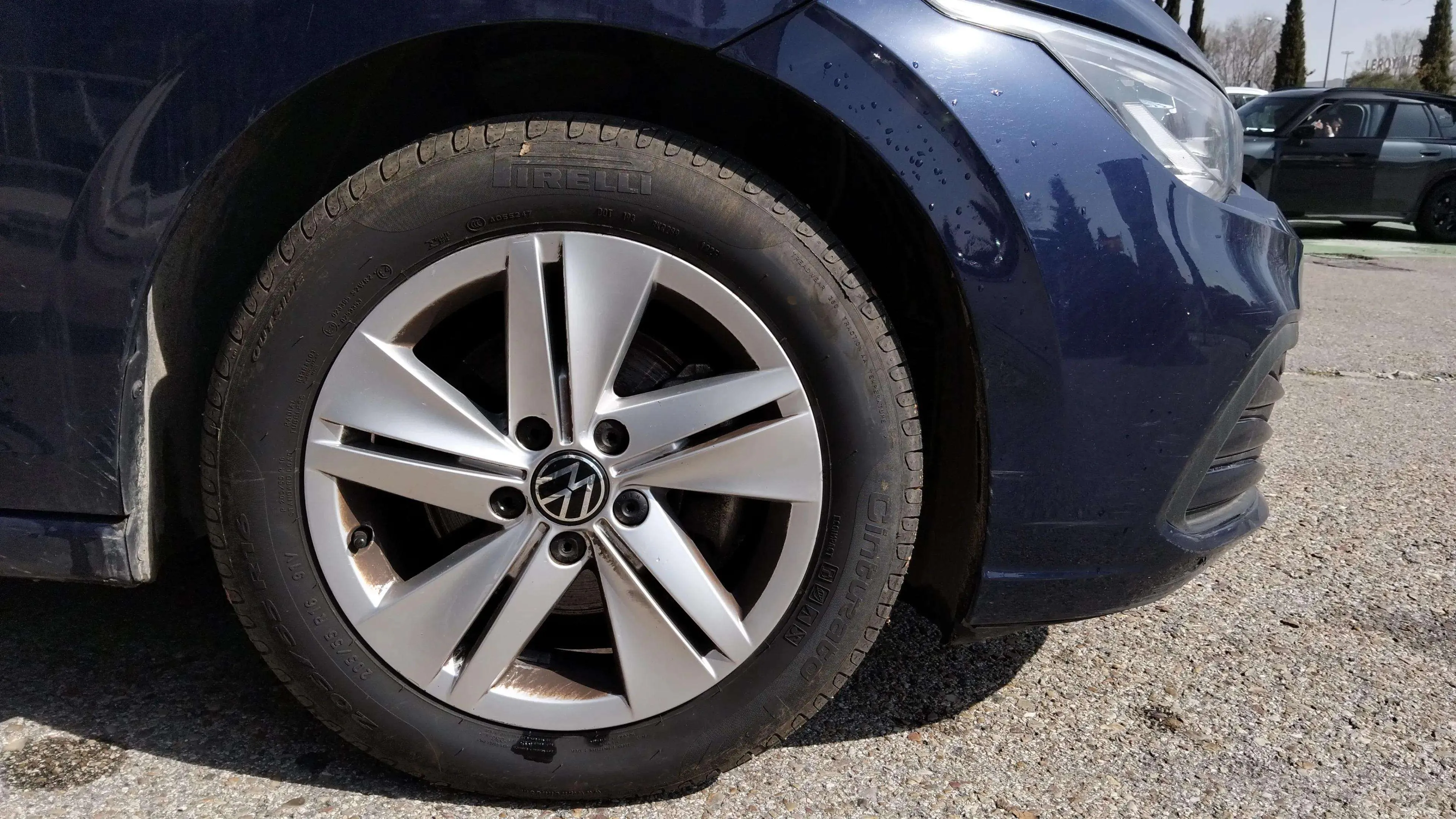 Volkswagen Golf 2.0 TDI - foto 20