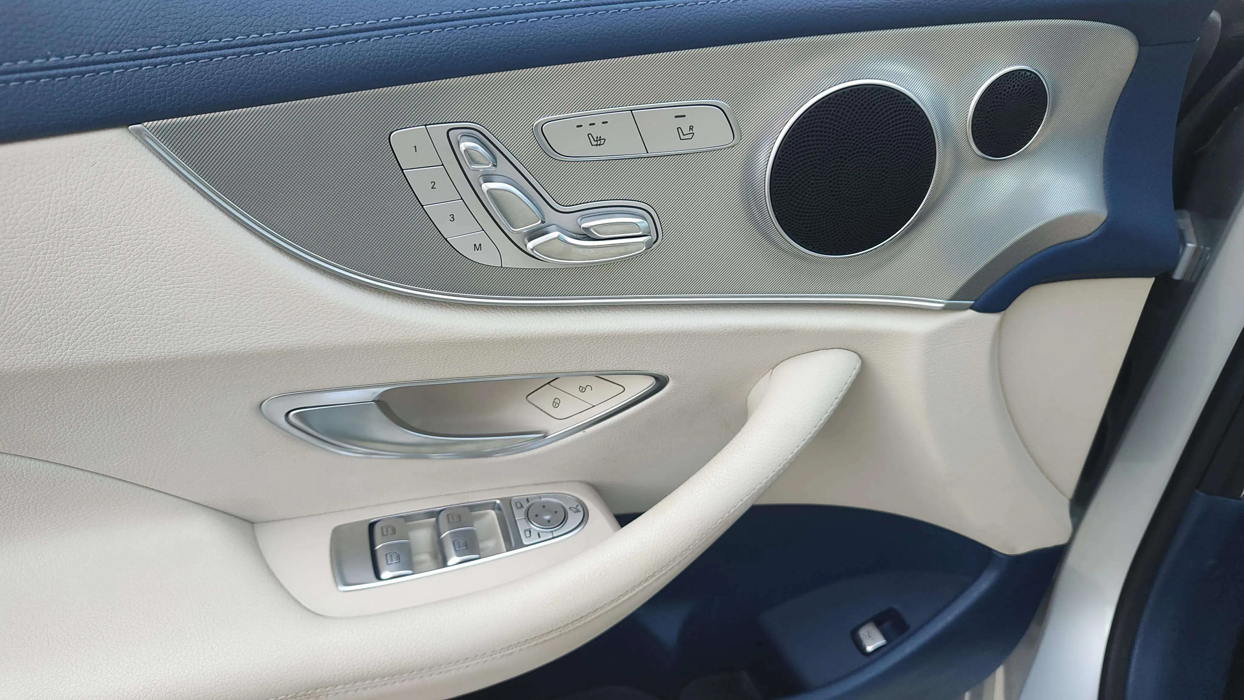 Mercedes-Benz Clase E Coupé E 220 d - foto 17