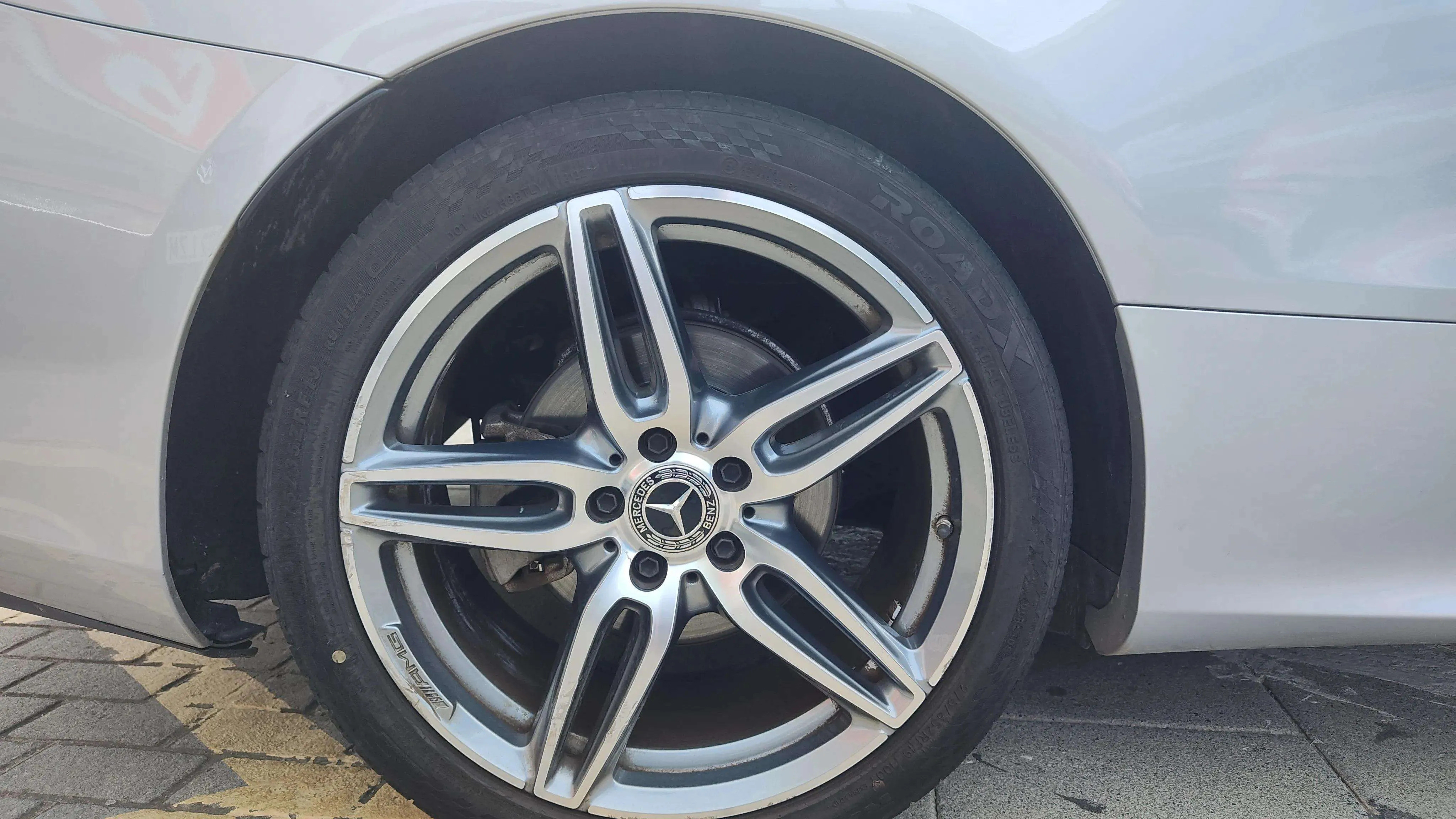 Mercedes-Benz Clase E Coupé E 220 d - foto 19