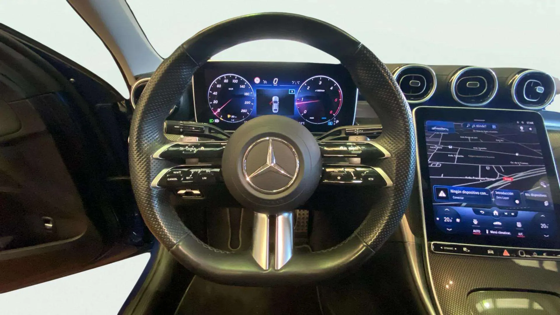 Mercedes-Benz Clase C C 220 d - foto 11