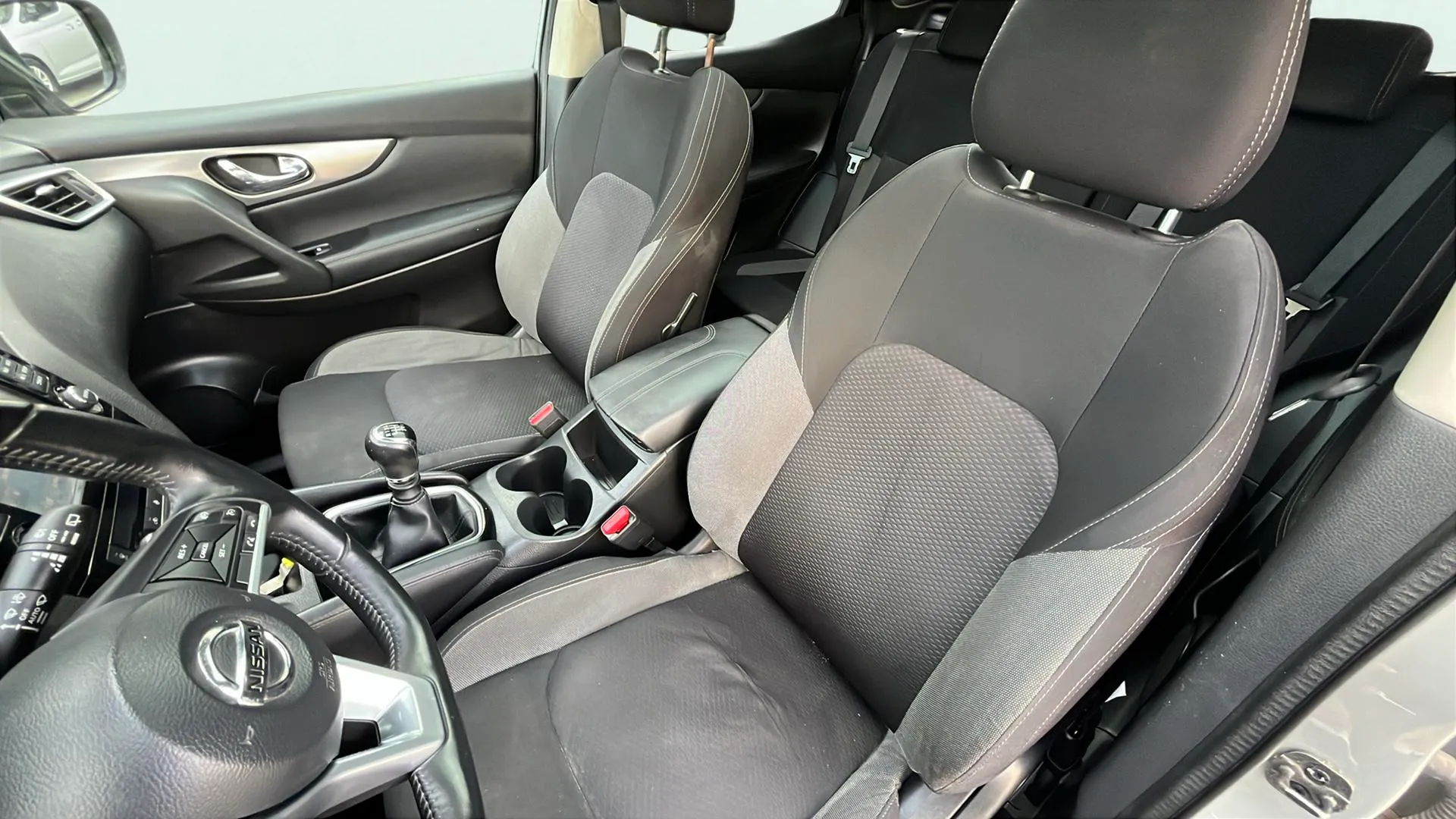 Nissan Qashqai DIG-T E6D Acenta - foto 18