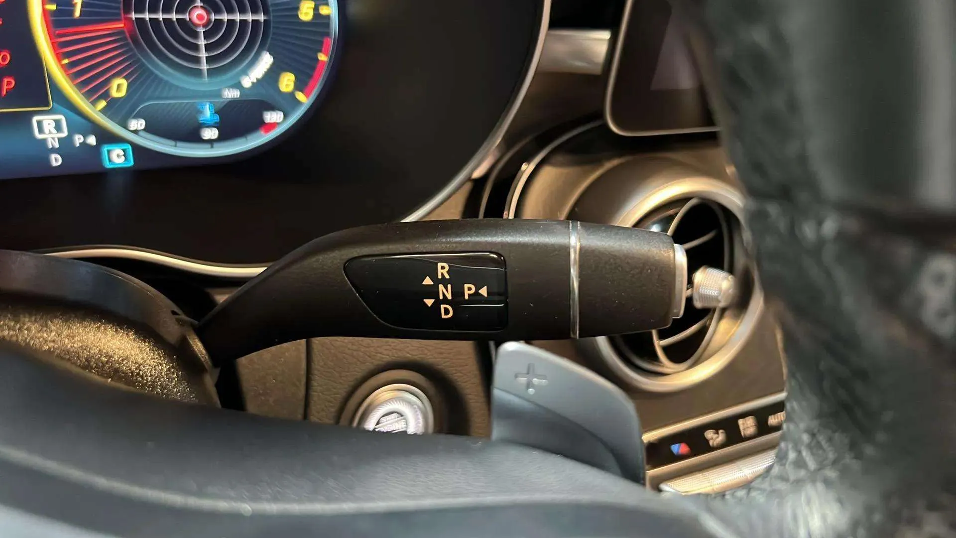 Mercedes-Benz Clase C C 220 d - foto 11