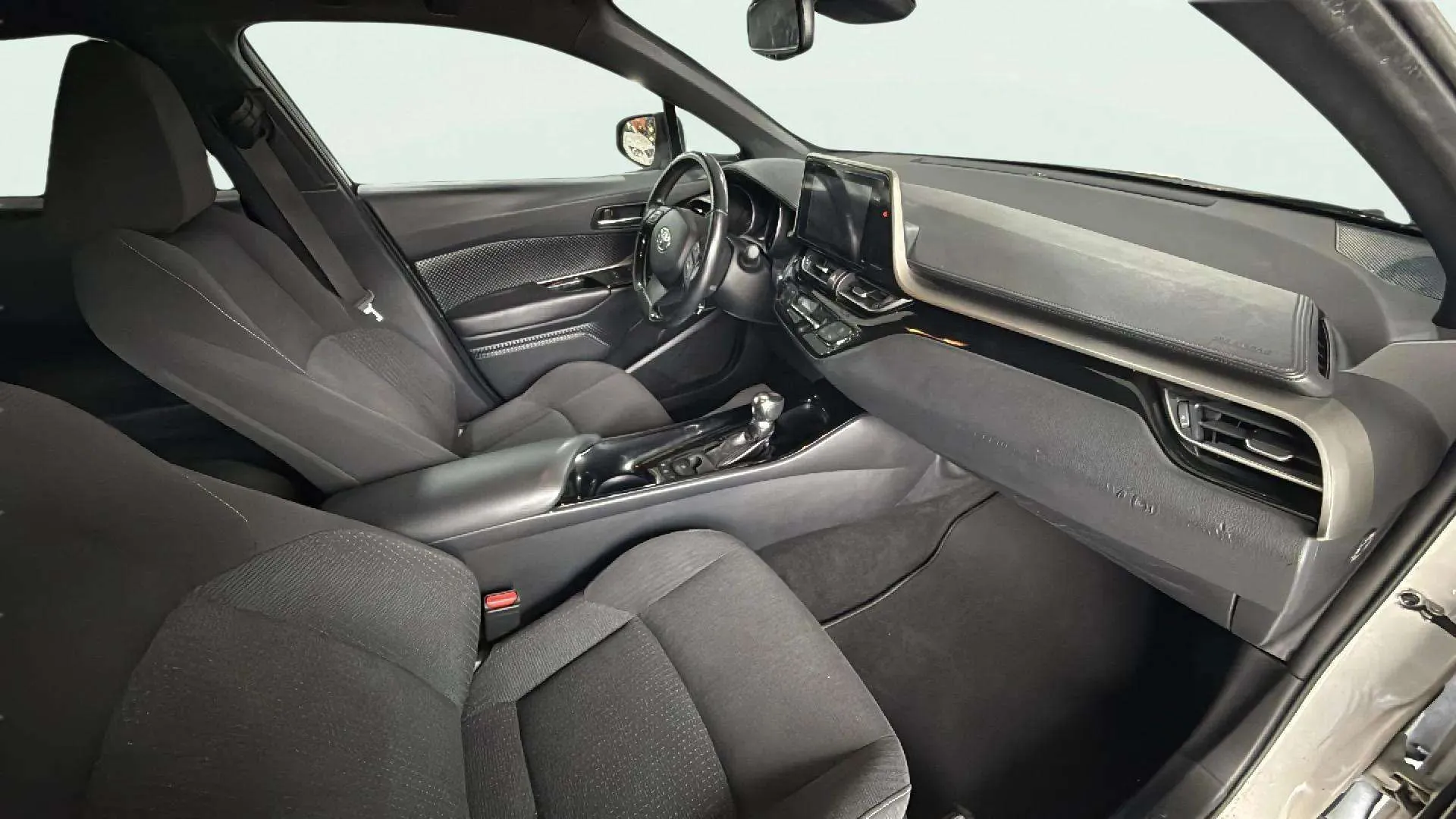 Toyota C-HR 1.8 125H Advance - foto 12