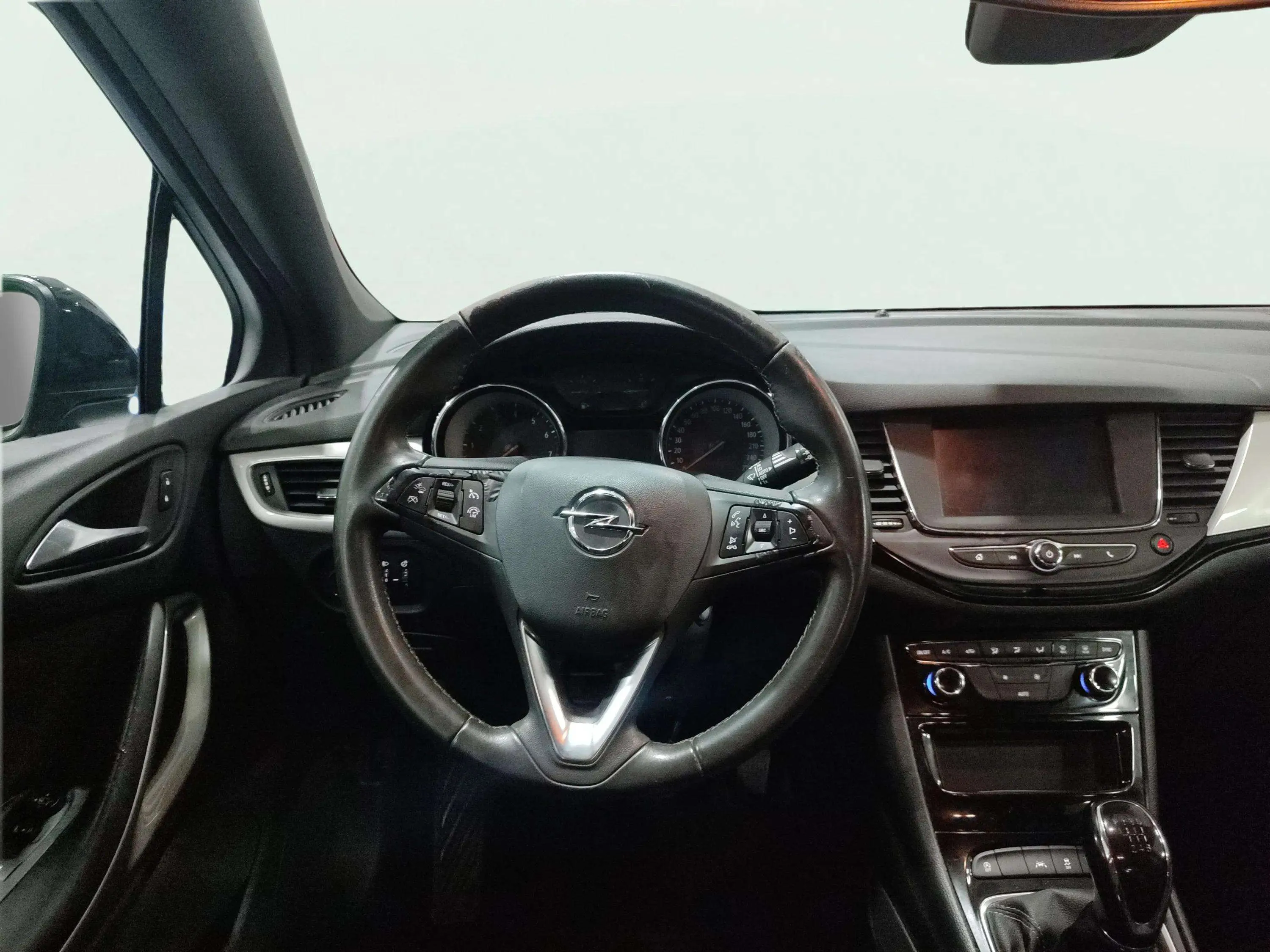 Opel Astra 1.2T SHL 2020 - foto 8