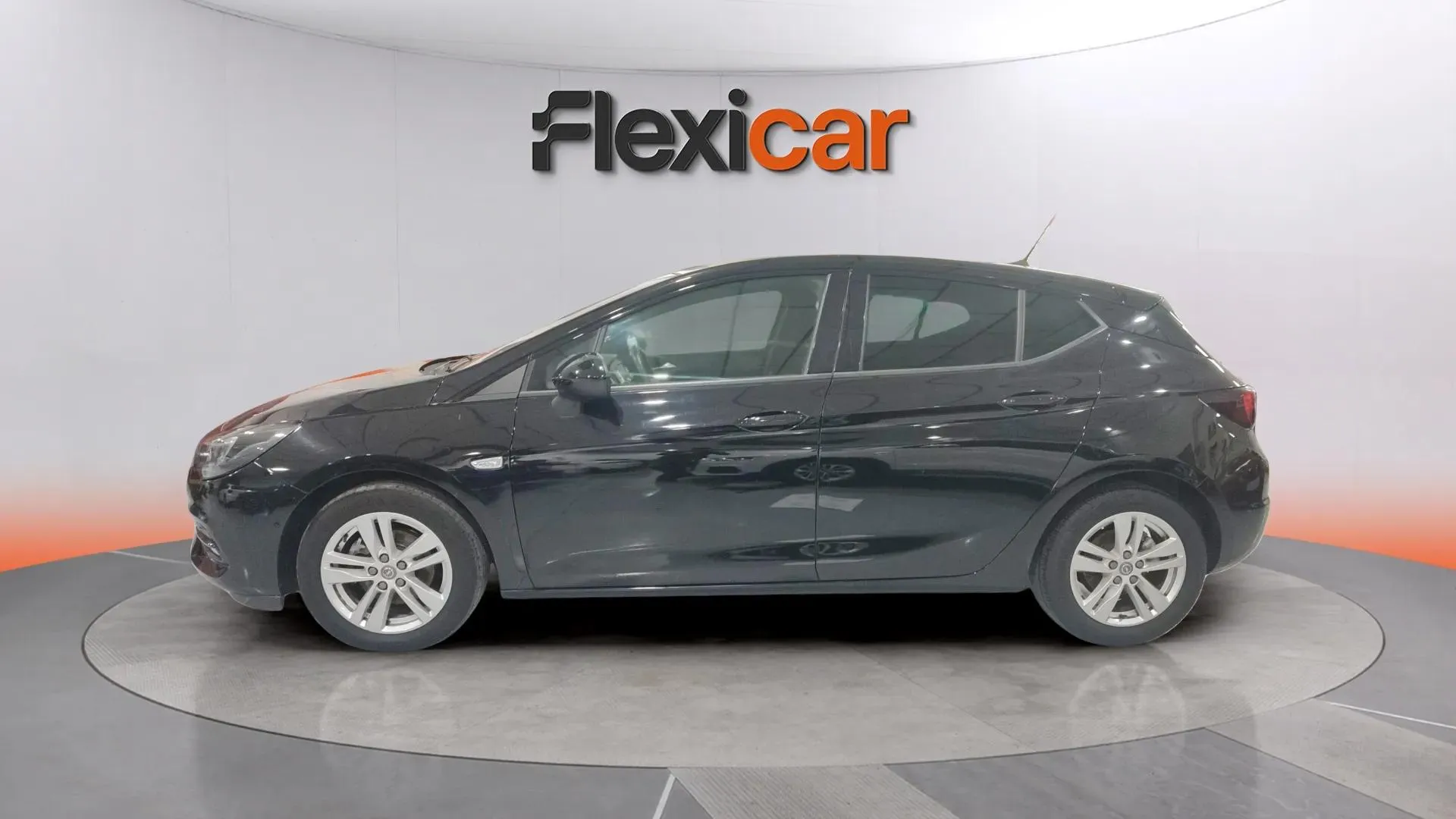 Opel Astra 1.2T SHL 2020 - foto 5