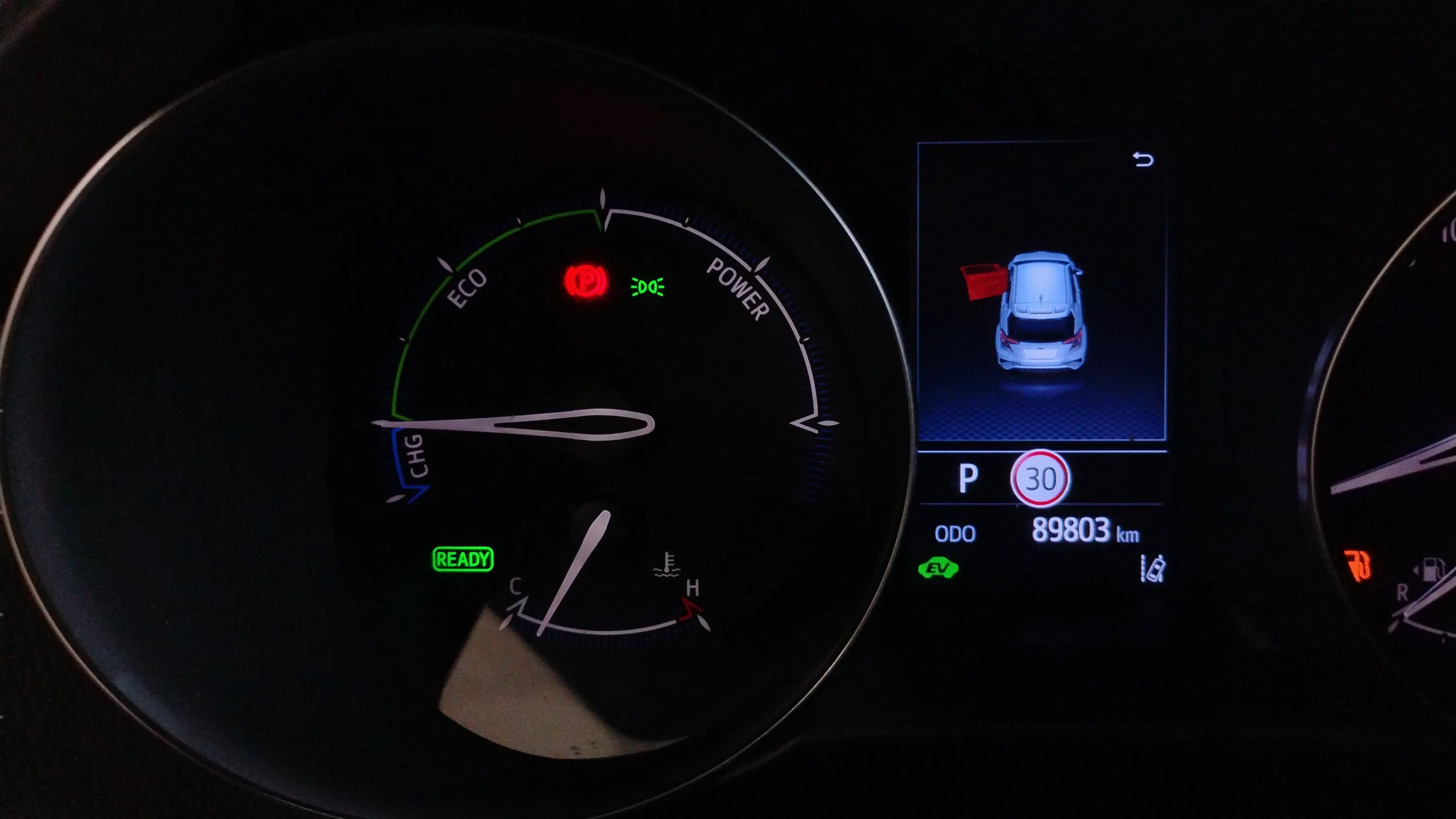 Toyota C-HR 1.8 125H Active - foto 13
