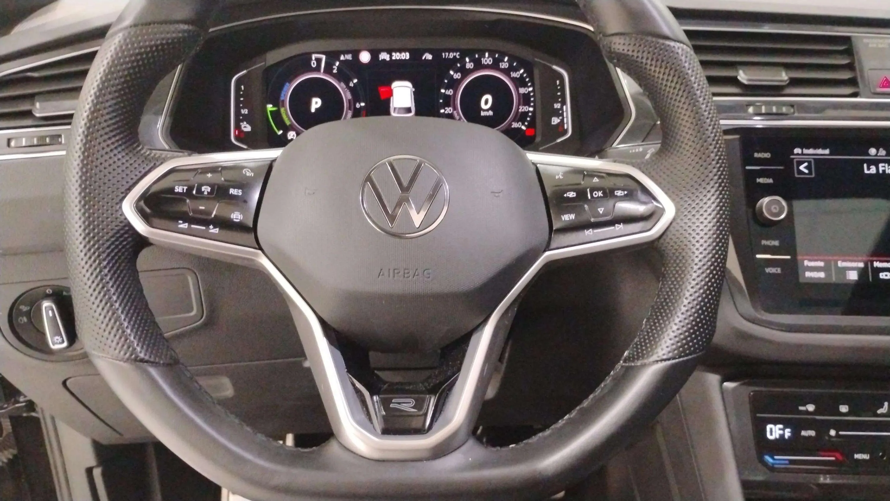 Volkswagen Tiguan R-Line 1.4 TSI eHybrid DSG - foto 8