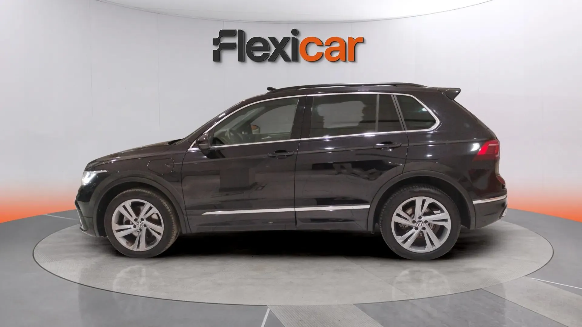Volkswagen Tiguan R-Line 1.4 TSI eHybrid DSG - foto 4