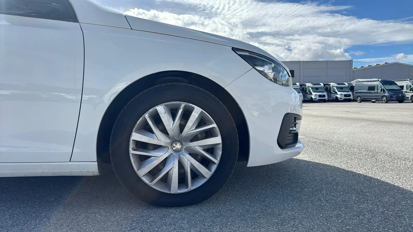 Peugeot 308 Business Line BlueHDi - foto 11