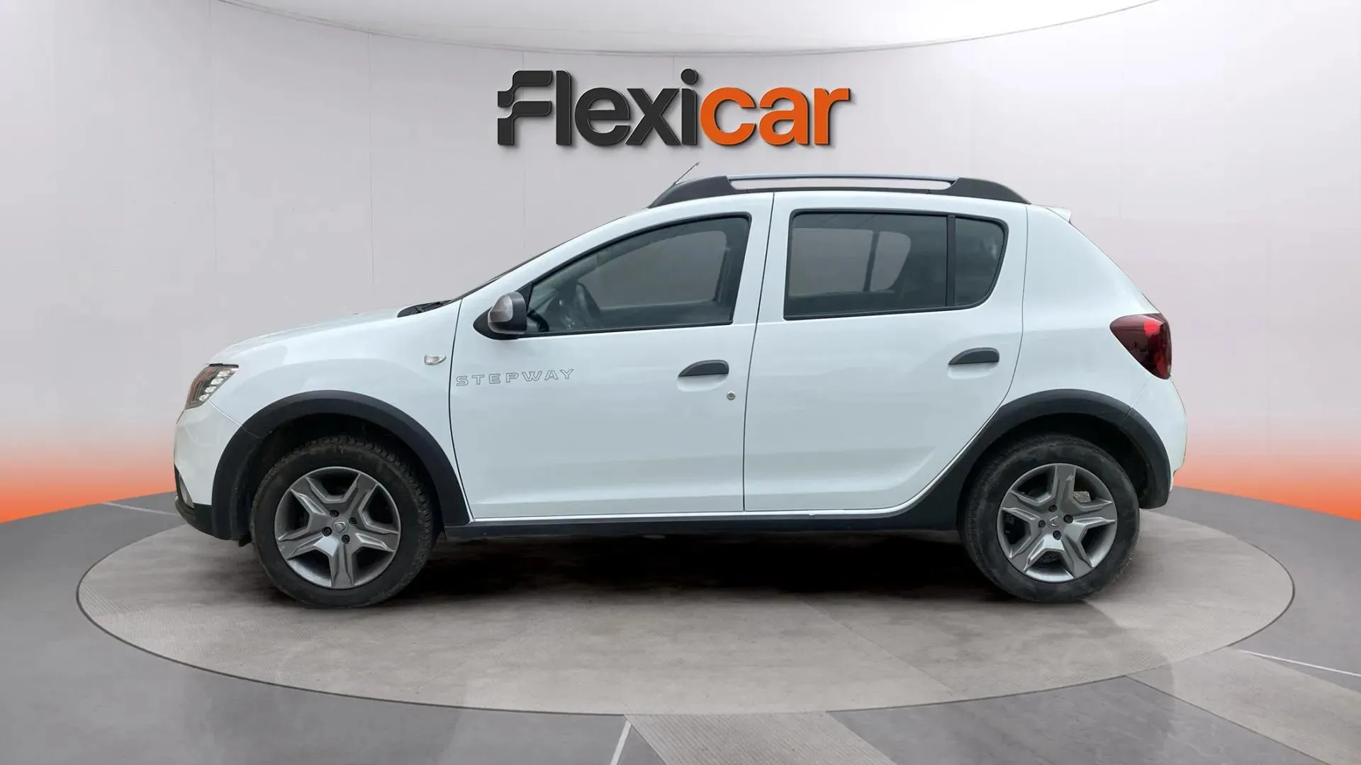 Dacia Sandero Stepway Essential TCe SS - foto 4