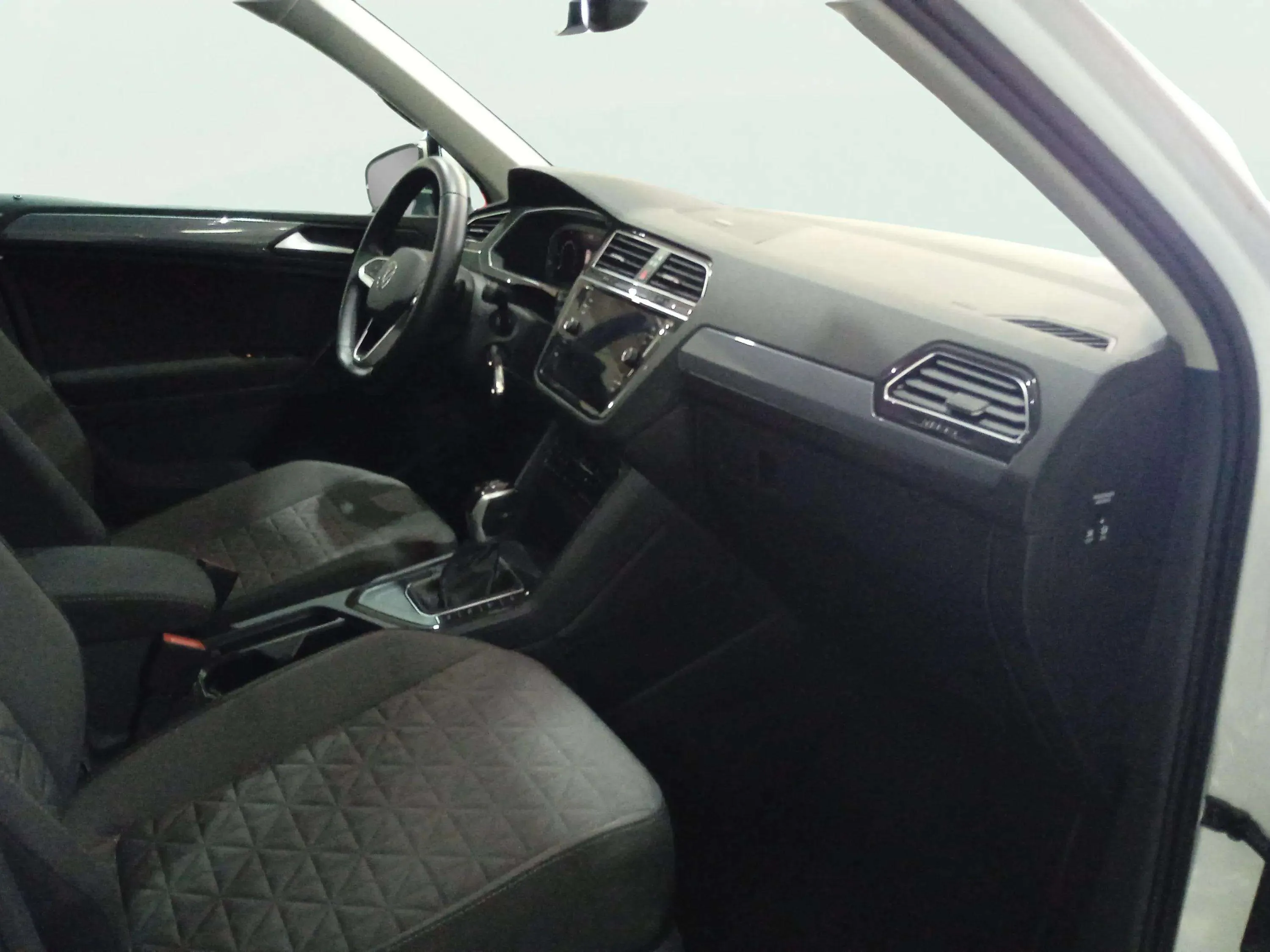 Volkswagen Tiguan Life 1.4 TSI eHybrid DSG - foto 12