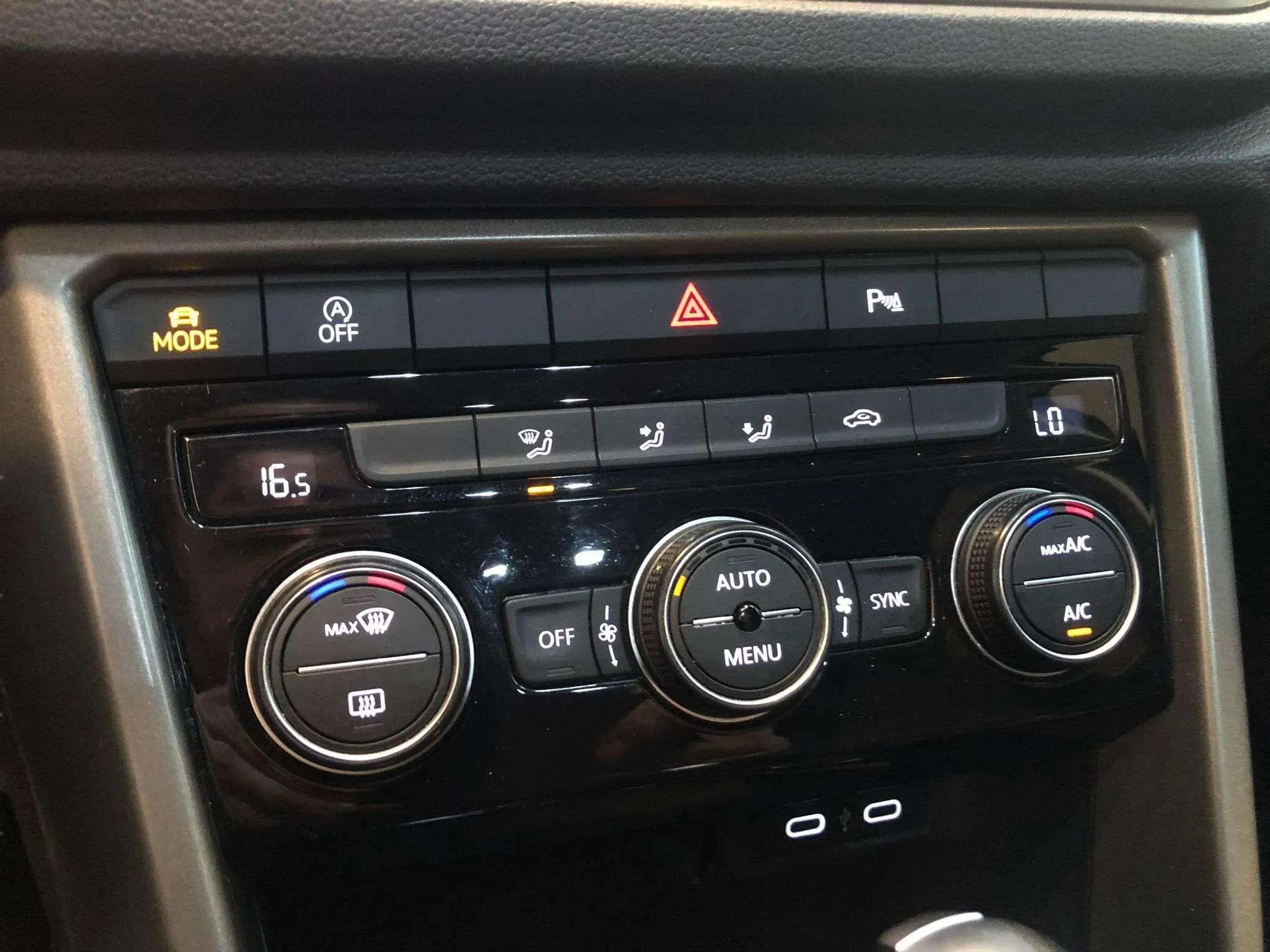 Volkswagen T-Roc Advance 2.0 TDI DSG - foto 11